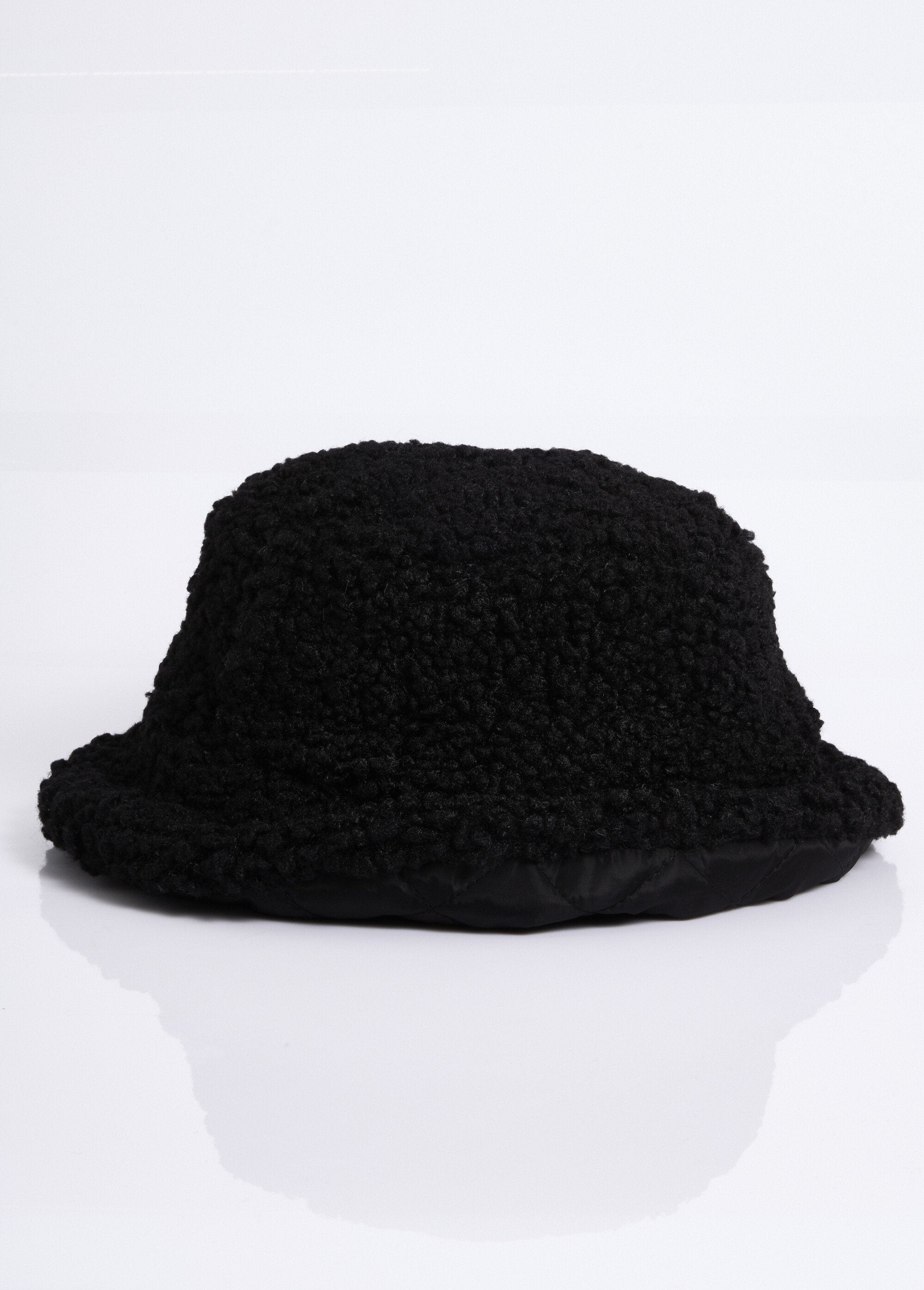 Reversible_loop_knit/quilted_bob_Black_DE2_slim