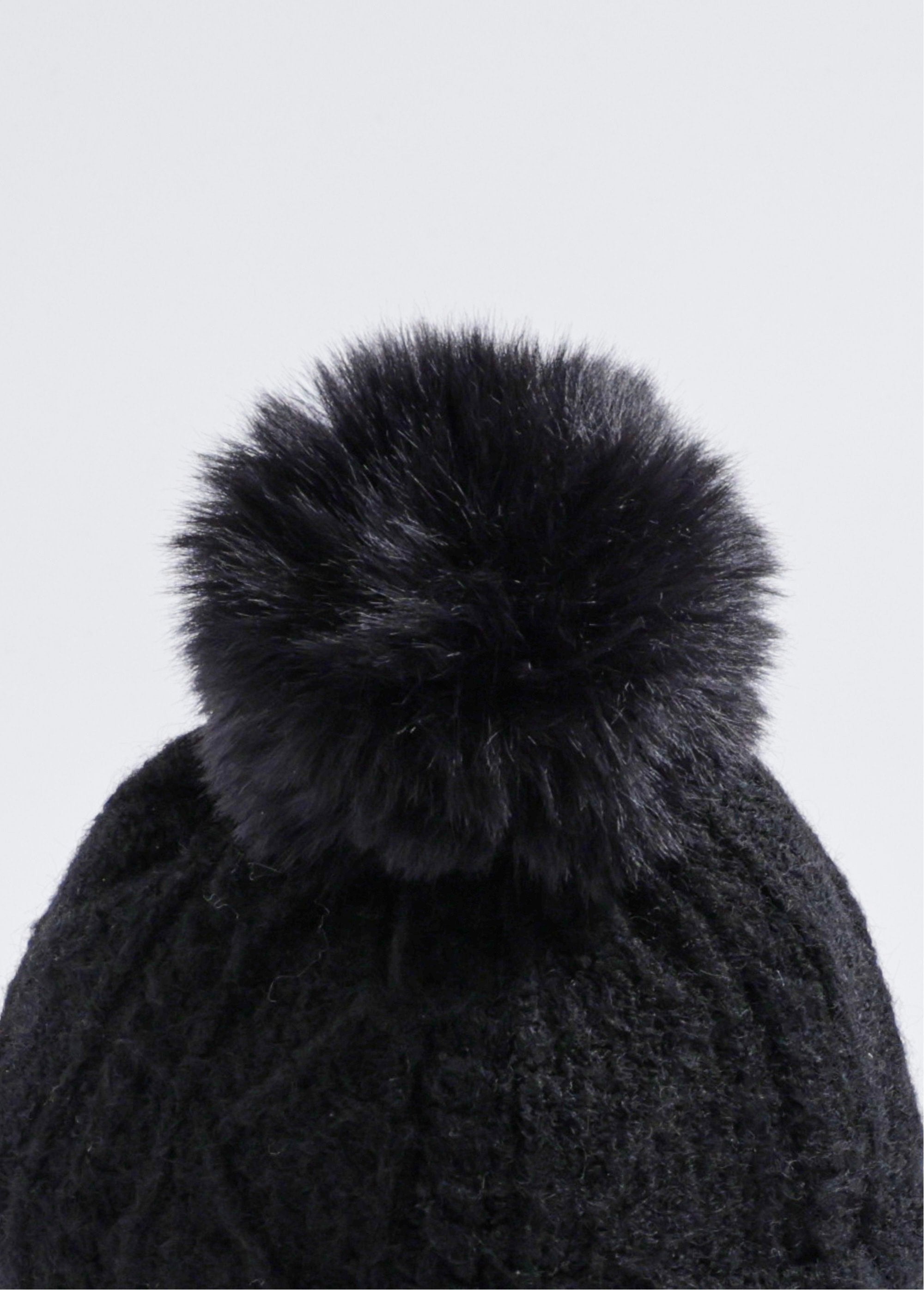 Ribbed_hat_with_pom-pom,_made_with_wool_Black_DE2_slim