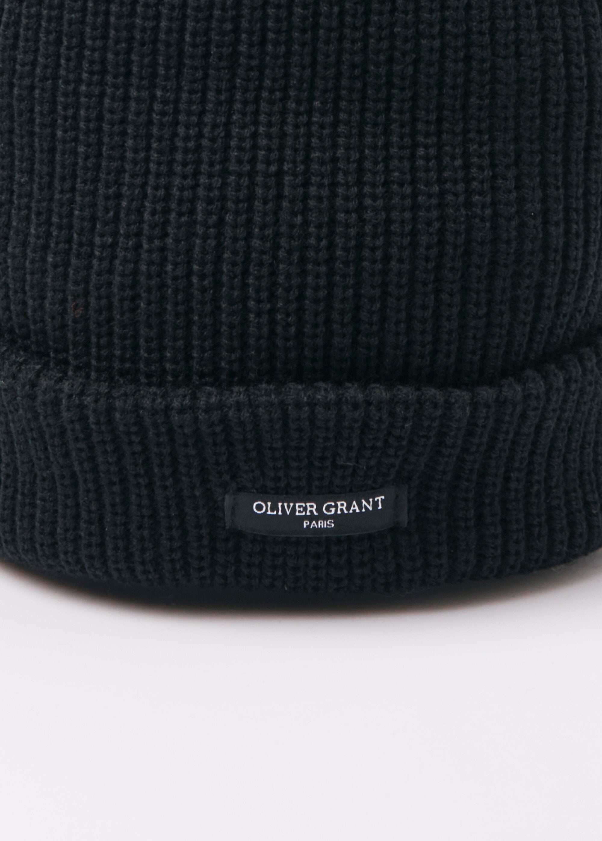 Ribbed_knit_hat_with_cuff_Black_DE1_slim