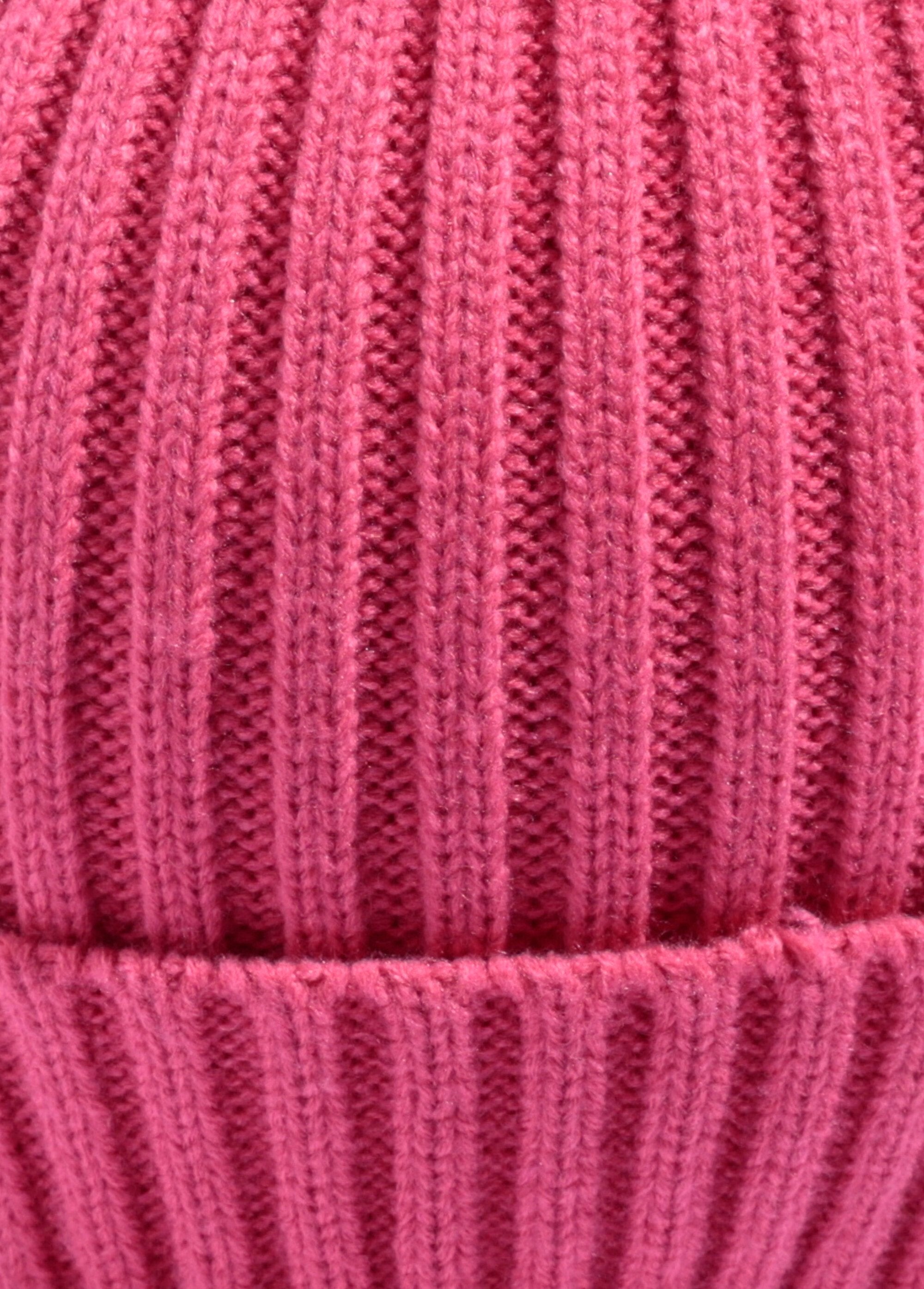 Ribbed_knit_hat_with_cuffs_Coral_DE1_slim