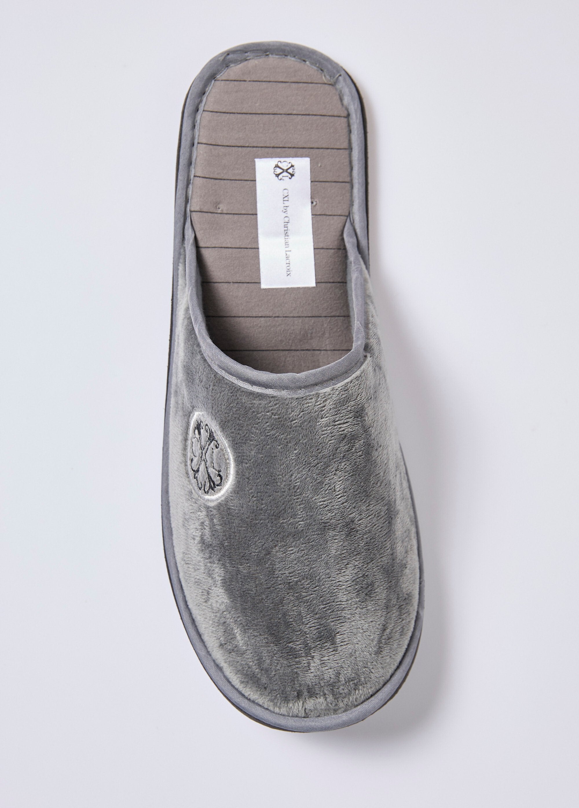 Embroidered_logo_mule_slippers_Gray_OV1_slim