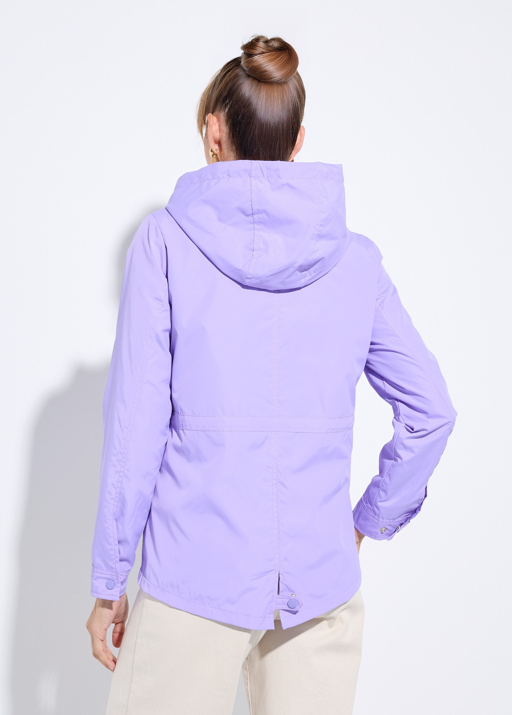 Windbreaker_with_hood_and_fitted_waist_Parma_DO1_slim
