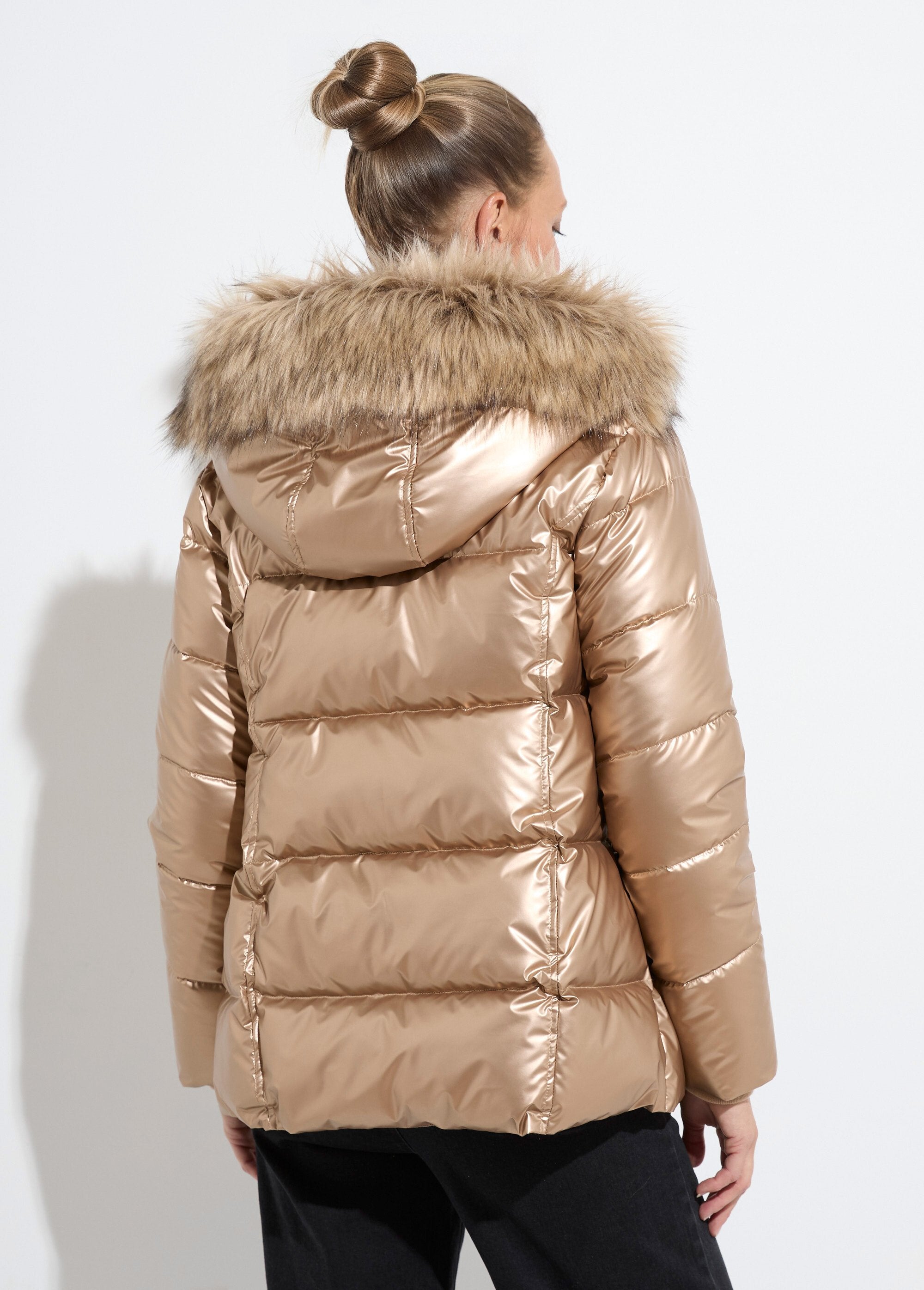 Short_quilted_down_jacket_with_metallic_effect_hood_Golden_DO1_slim