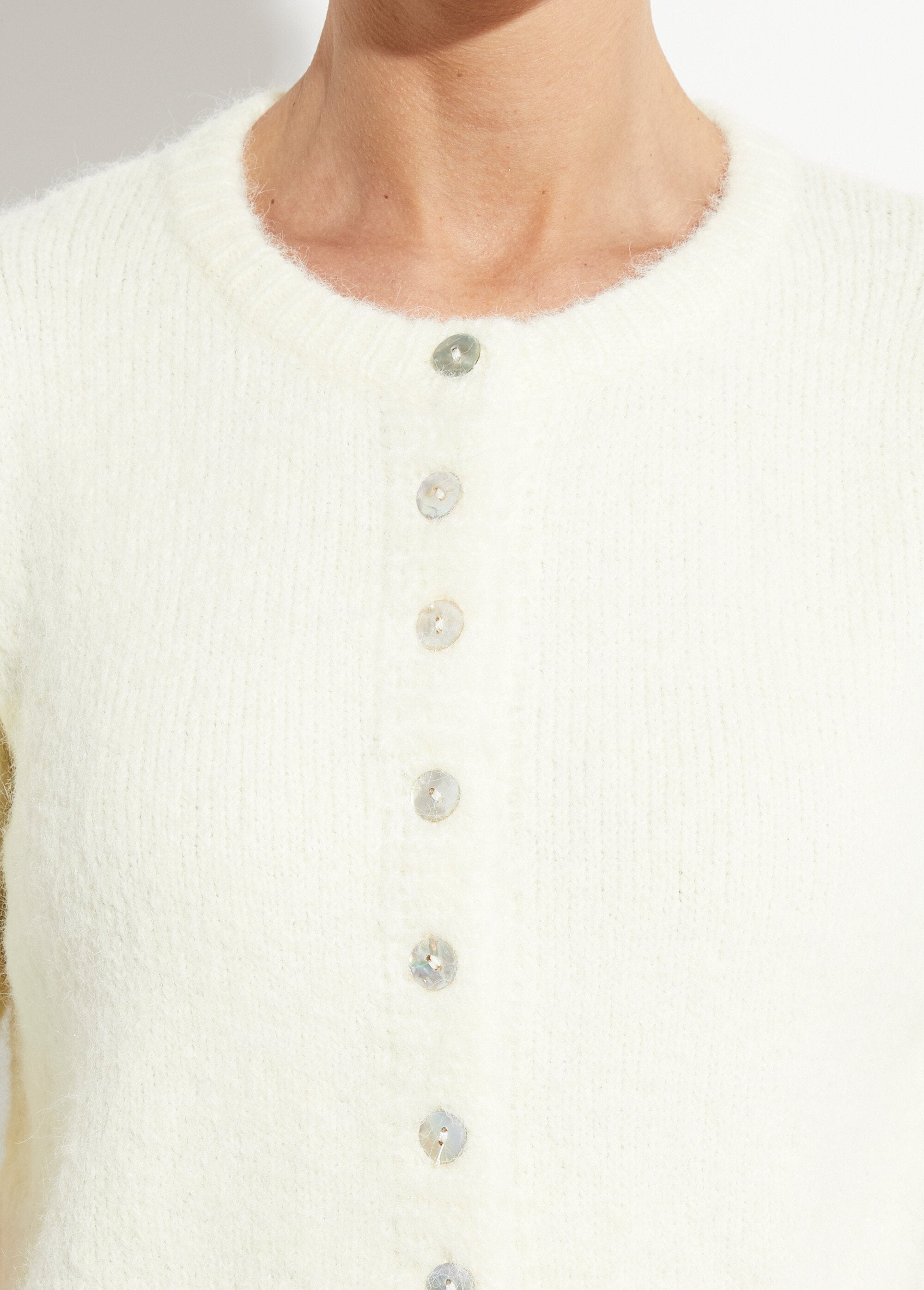 Short-sleeved_cardigan_with_wool_YELLOW_DE1_slim