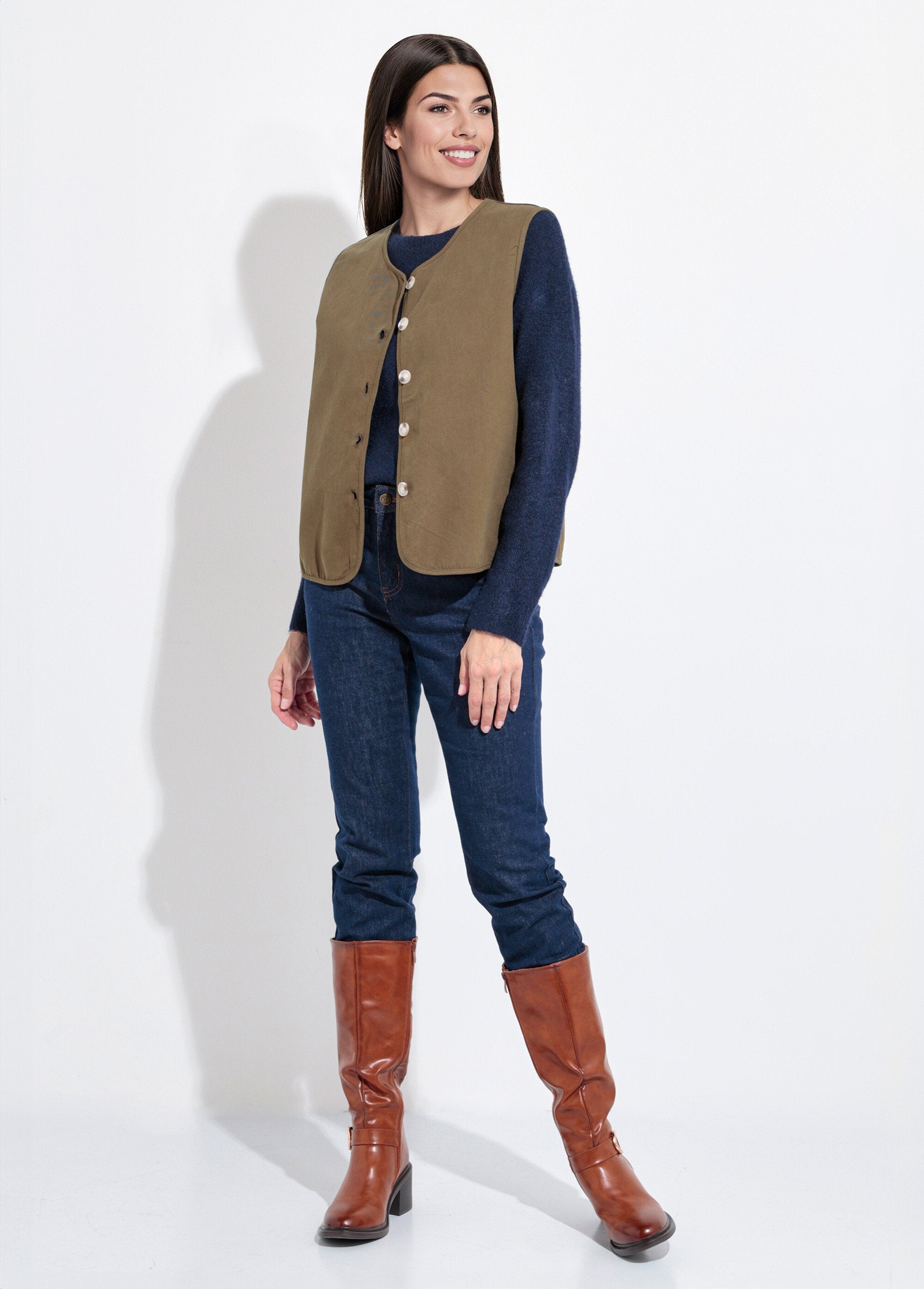 Sleeveless_round-neck_twill_vest_Khaki_SF1_slim