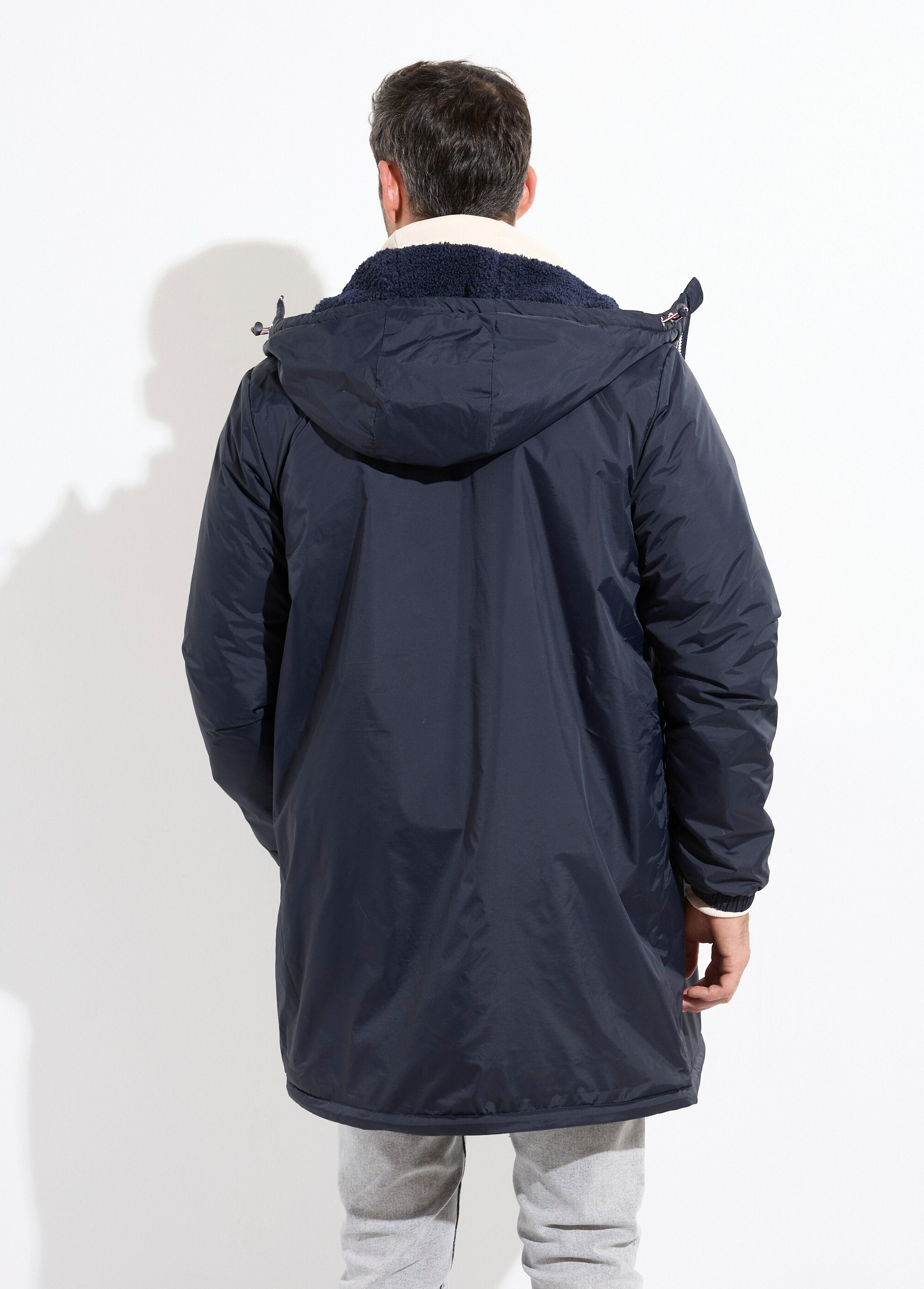 Long,_warm,_water-repellent_parka_Marine_DO1_slim