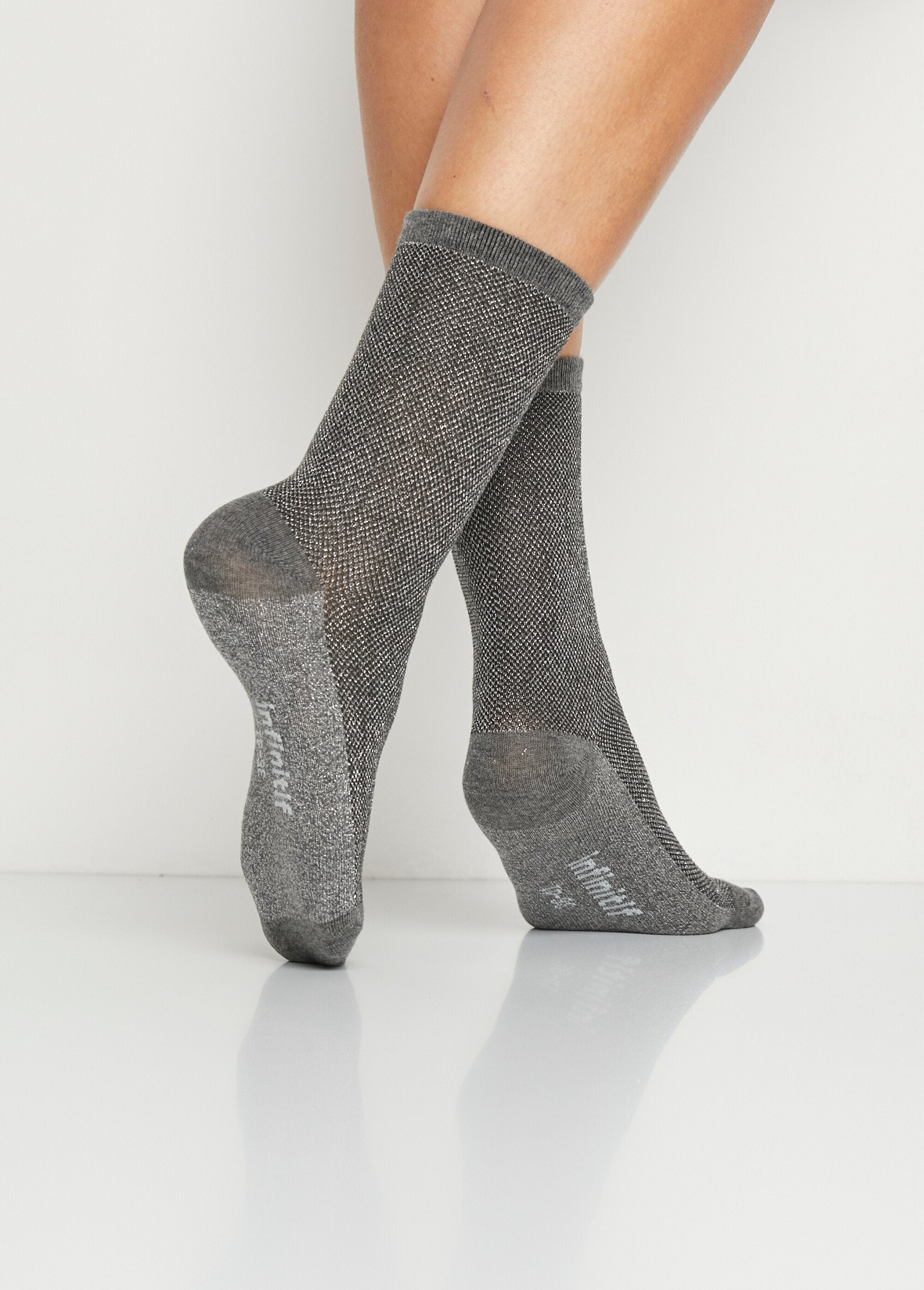 Fancy_lurex_mesh_socks_Gray_lot2_DO1_slim
