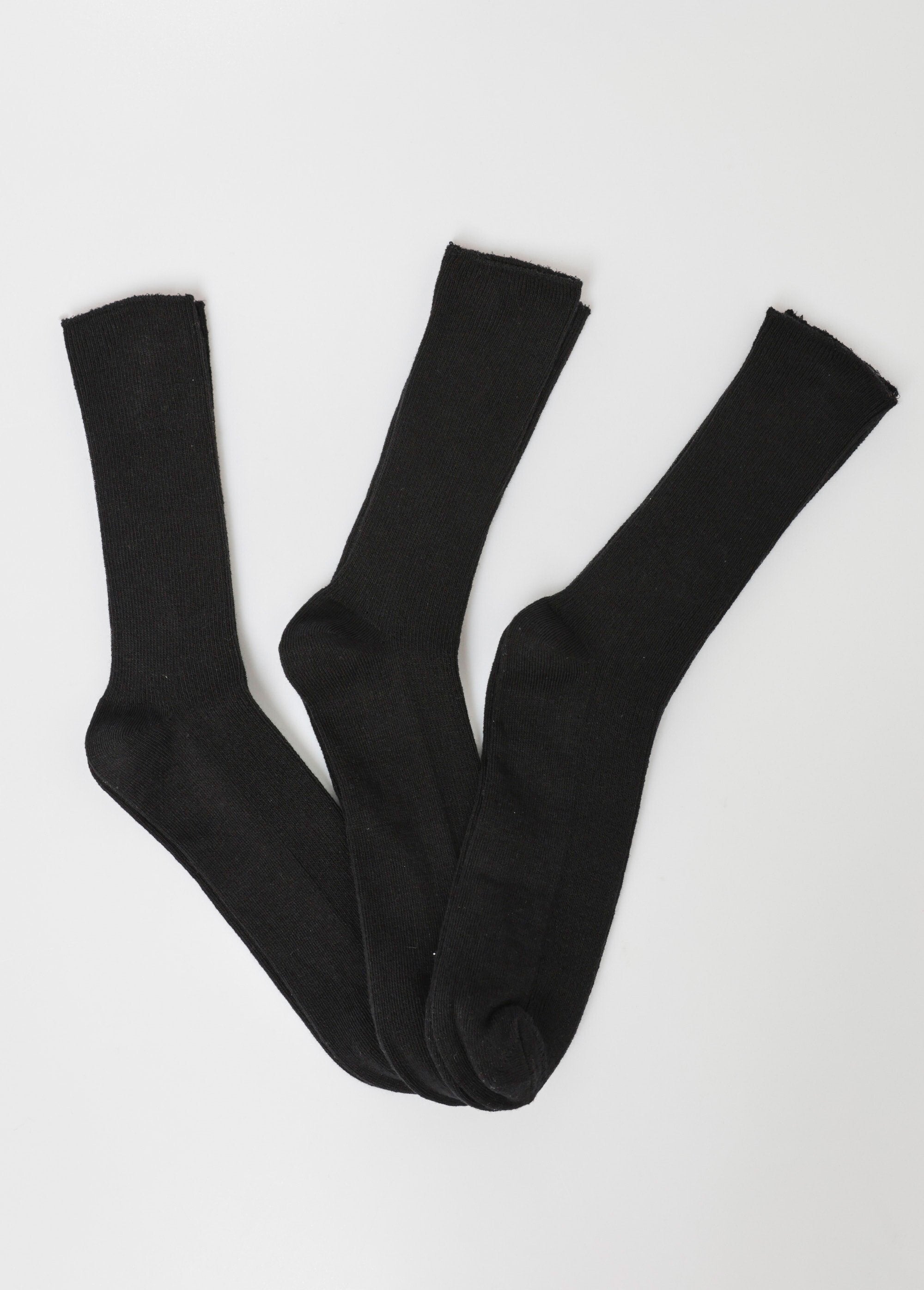 Pack_of_3_assorted_sensitive_leg_socks_Black_FA1_slim