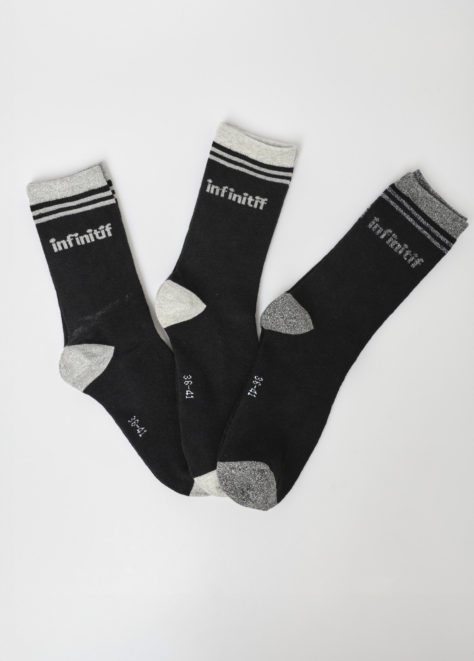 Pack_of_3_metallic_logo_socks_Black_matching_FA1_slim