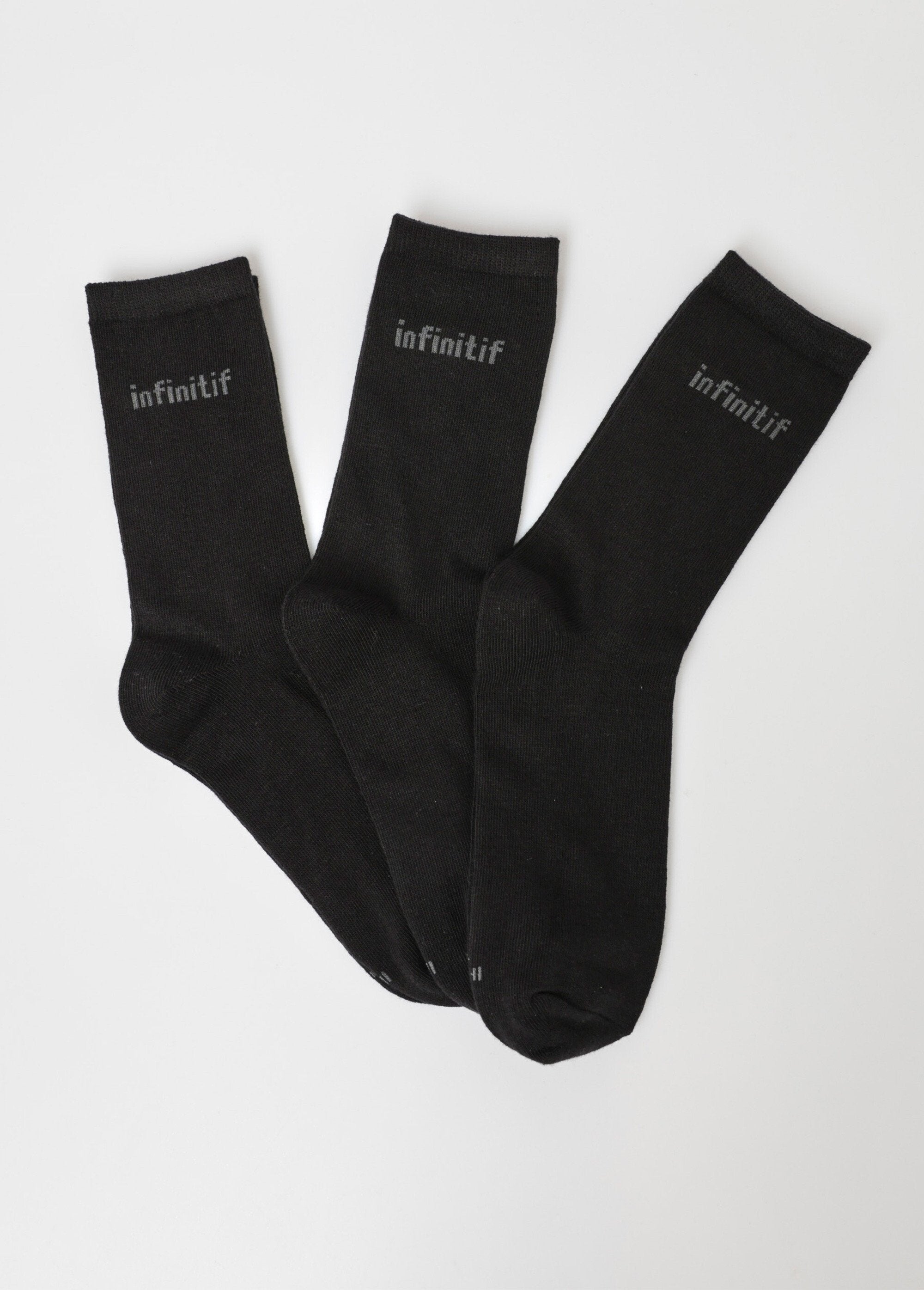 Pack_of_3_plain_logo_socks_Black_FA1_slim