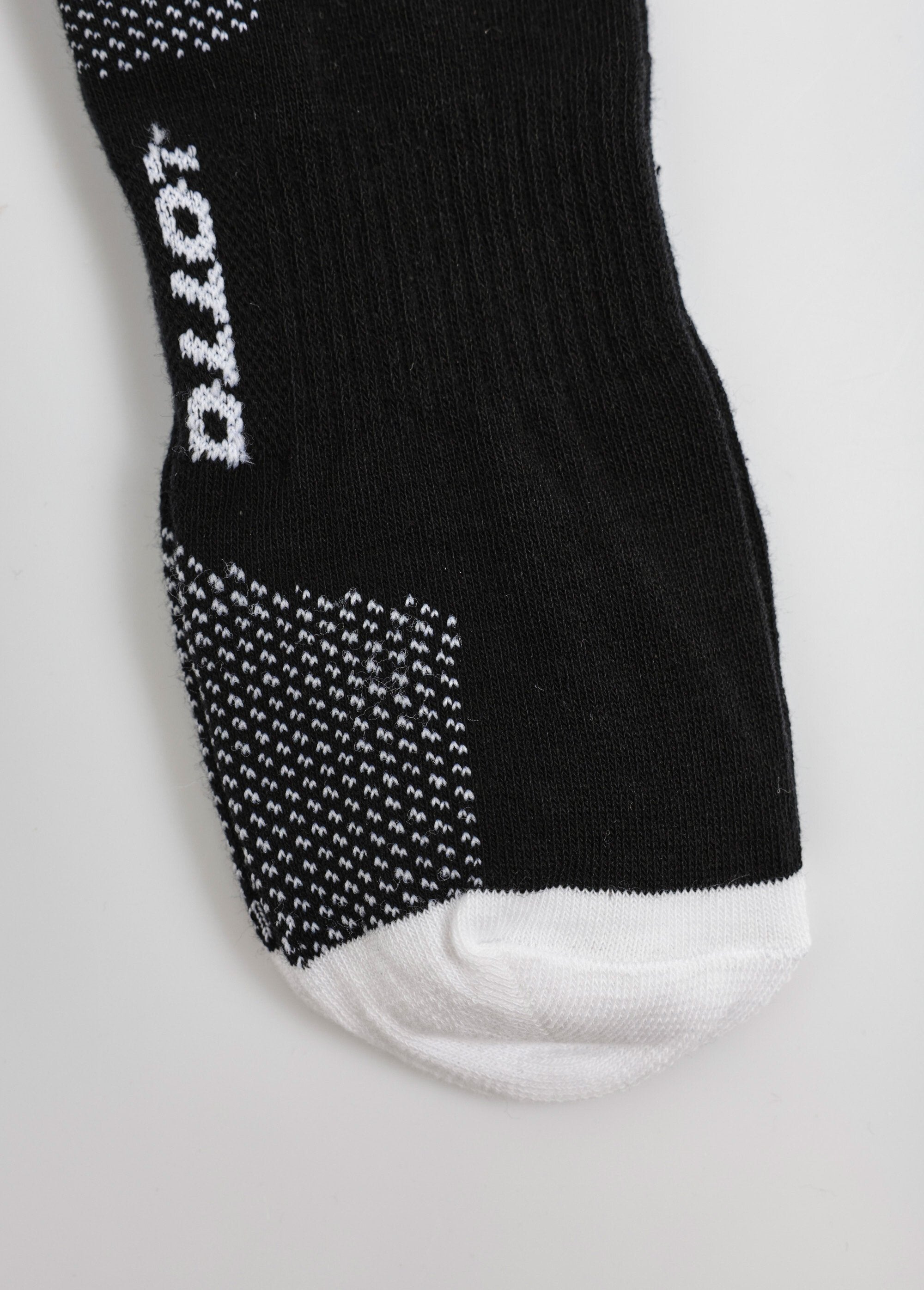 Pack_of_3_technical_socks_Assorted_white_DE3_slim