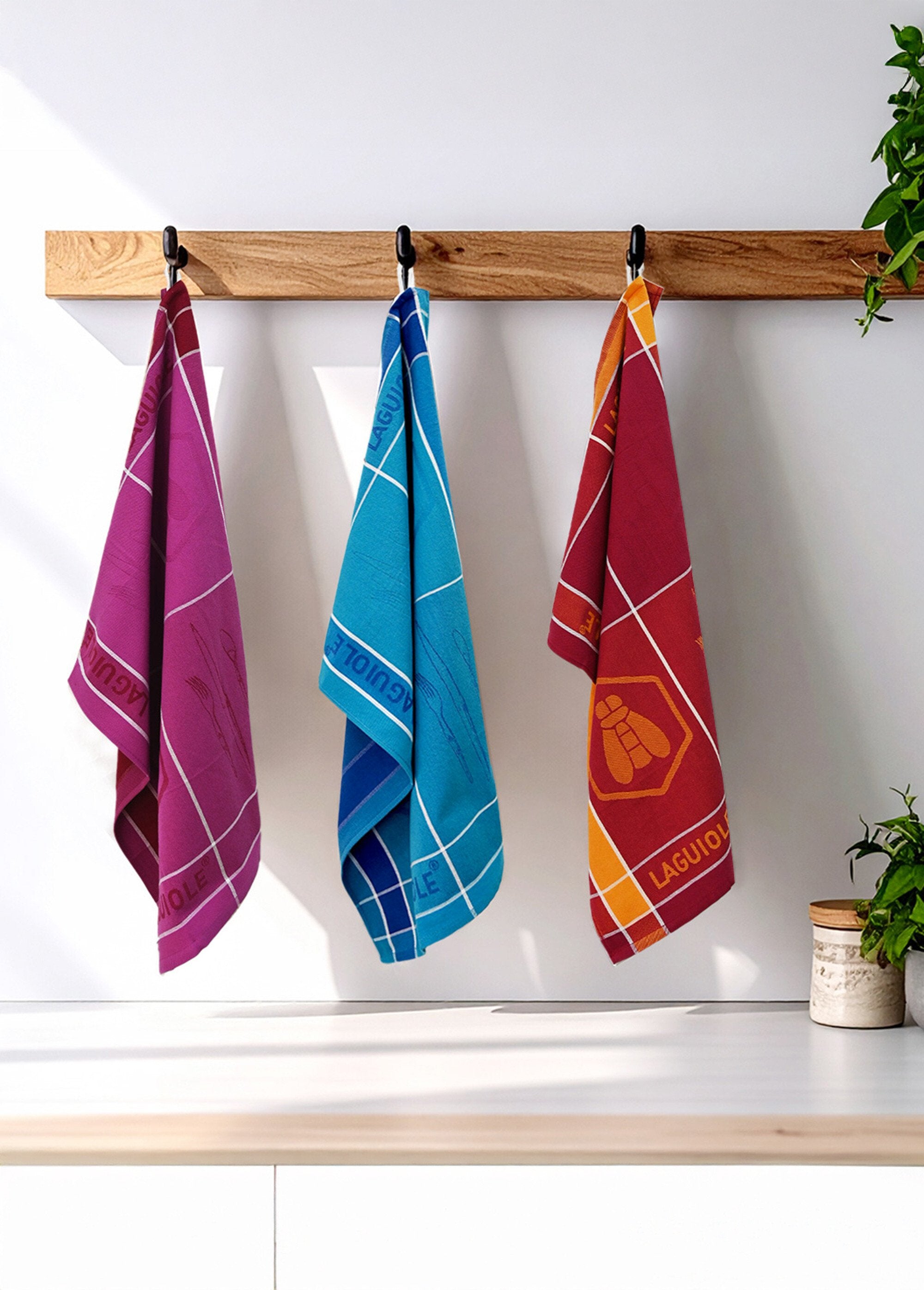 Set_of_3_assorted_jacquard_tea_towels,_Tartans_10_Orange__SF1_slim