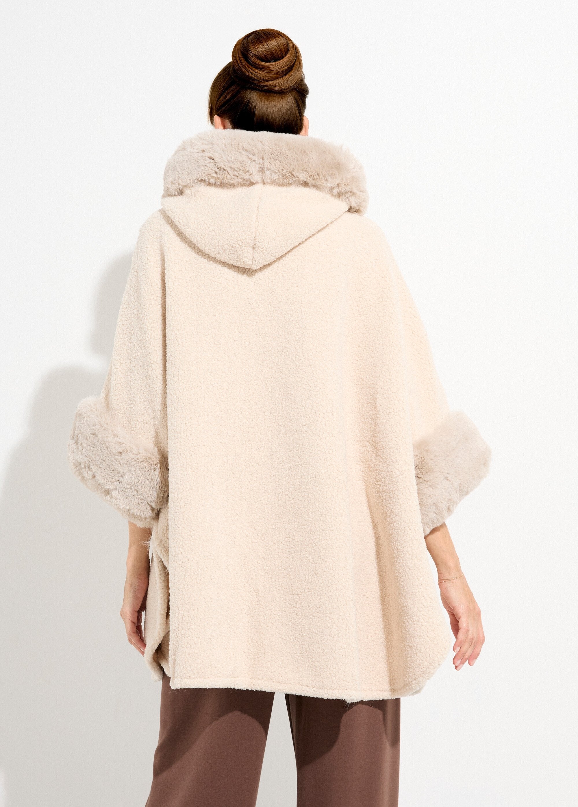 Wool-look_cape_coat_with_fur_Ecru_DO1_slim