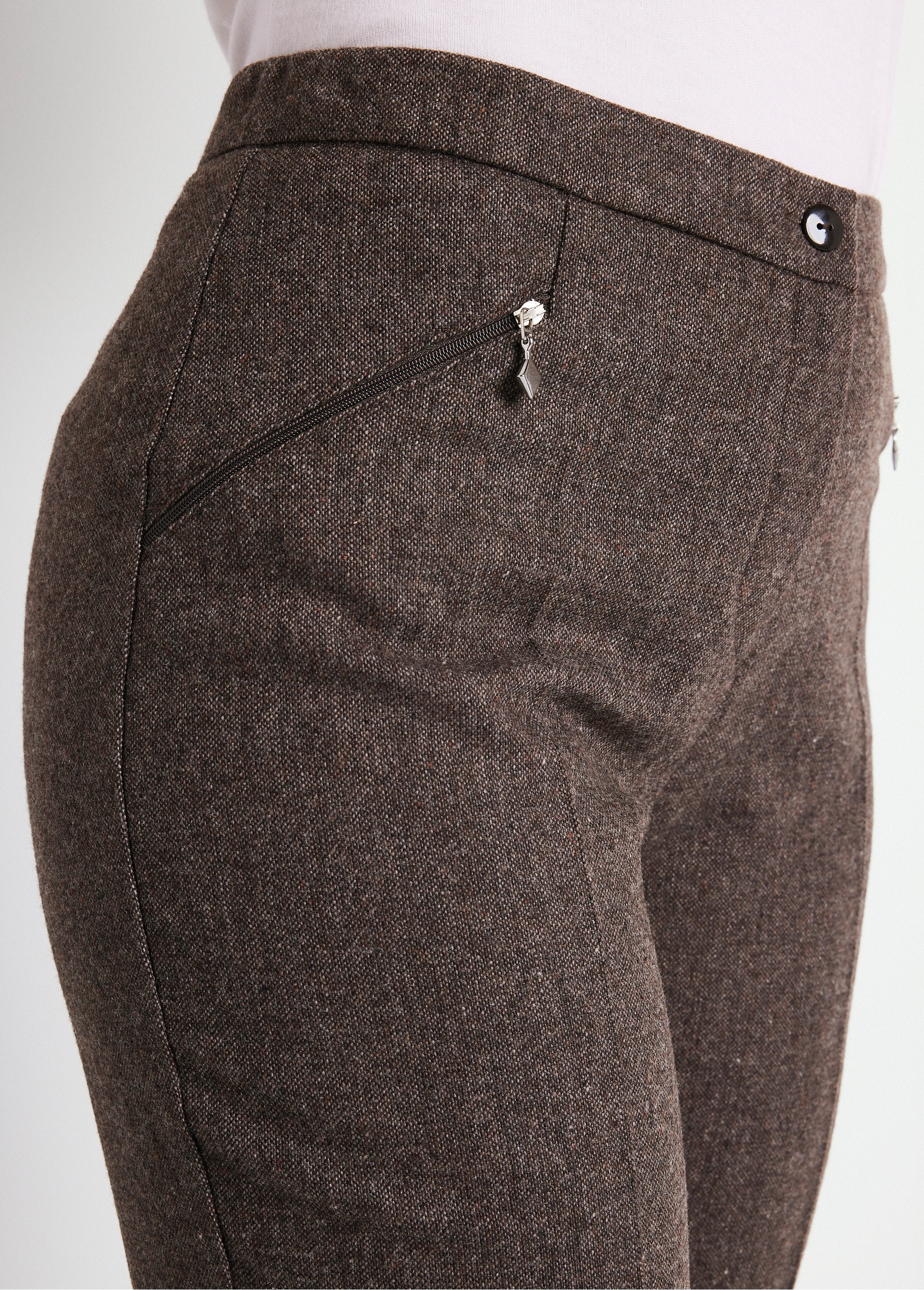 Straight-leg_trousers_with_wool,_70cm_inseam_Brown_China_DE1_slim
