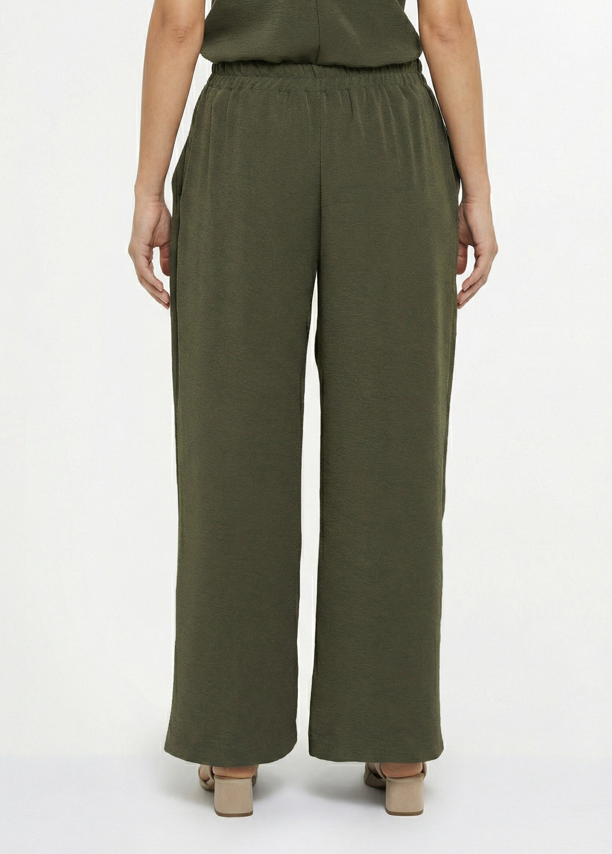 Soft_textured_trousers,_tied_at_the_waist_Khaki_DO1_slim