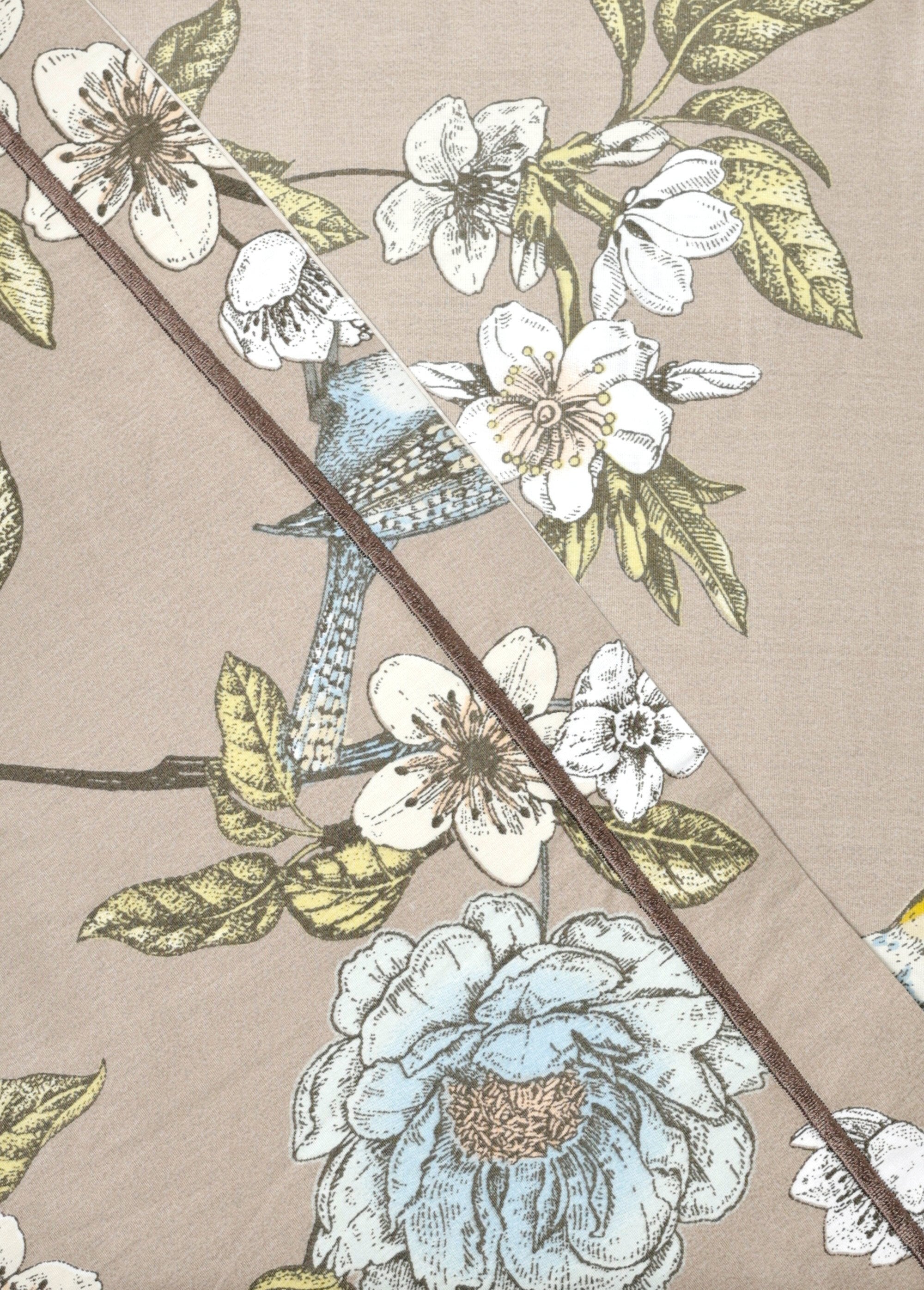 Romance_3-Piece_Percale_Bedding_Set_with_Duvet_Cover_Beige_print_DO1_slim