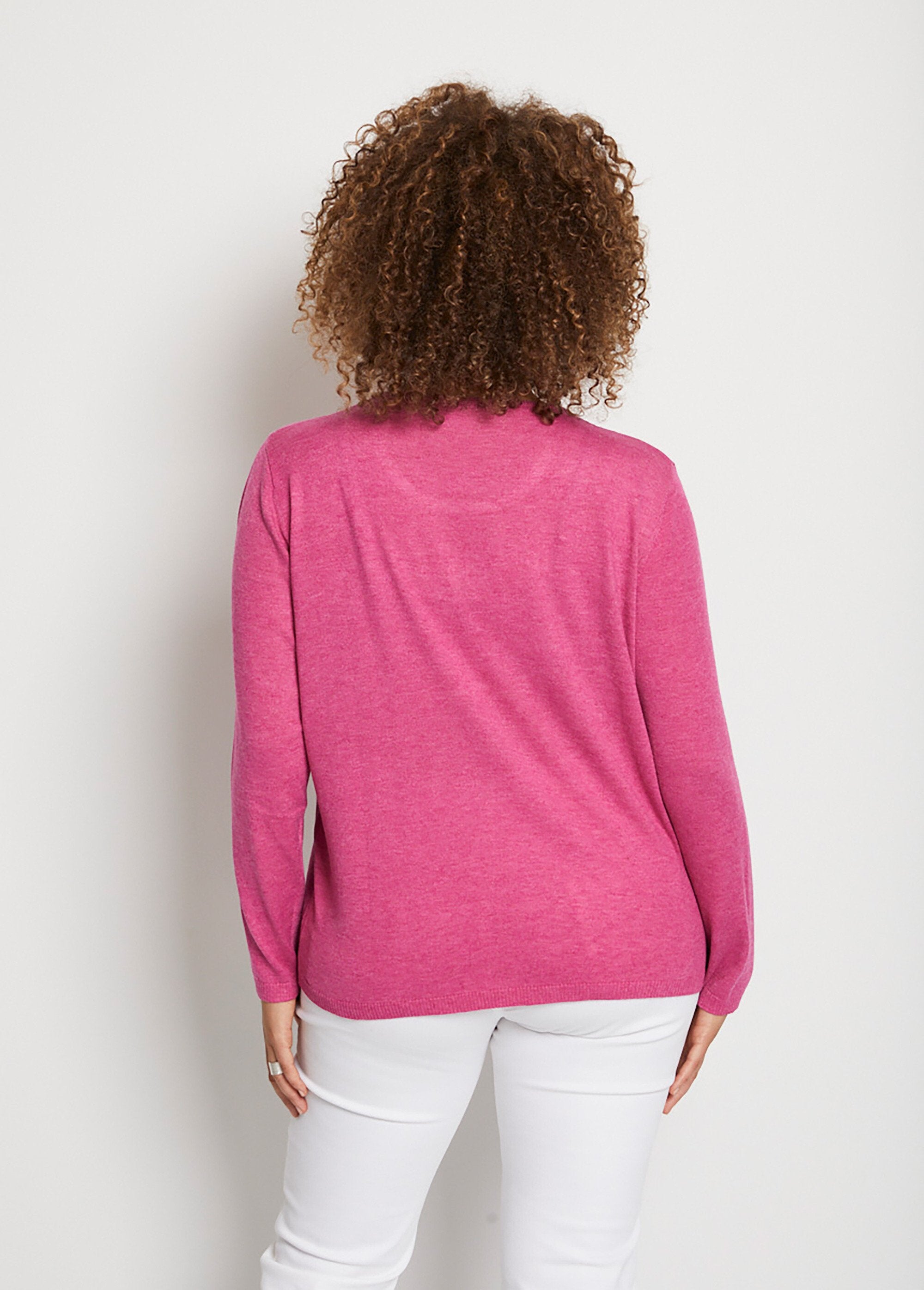 Rhinestone_jacquard_round-neck_sweater_Cassis_DO1_curvy