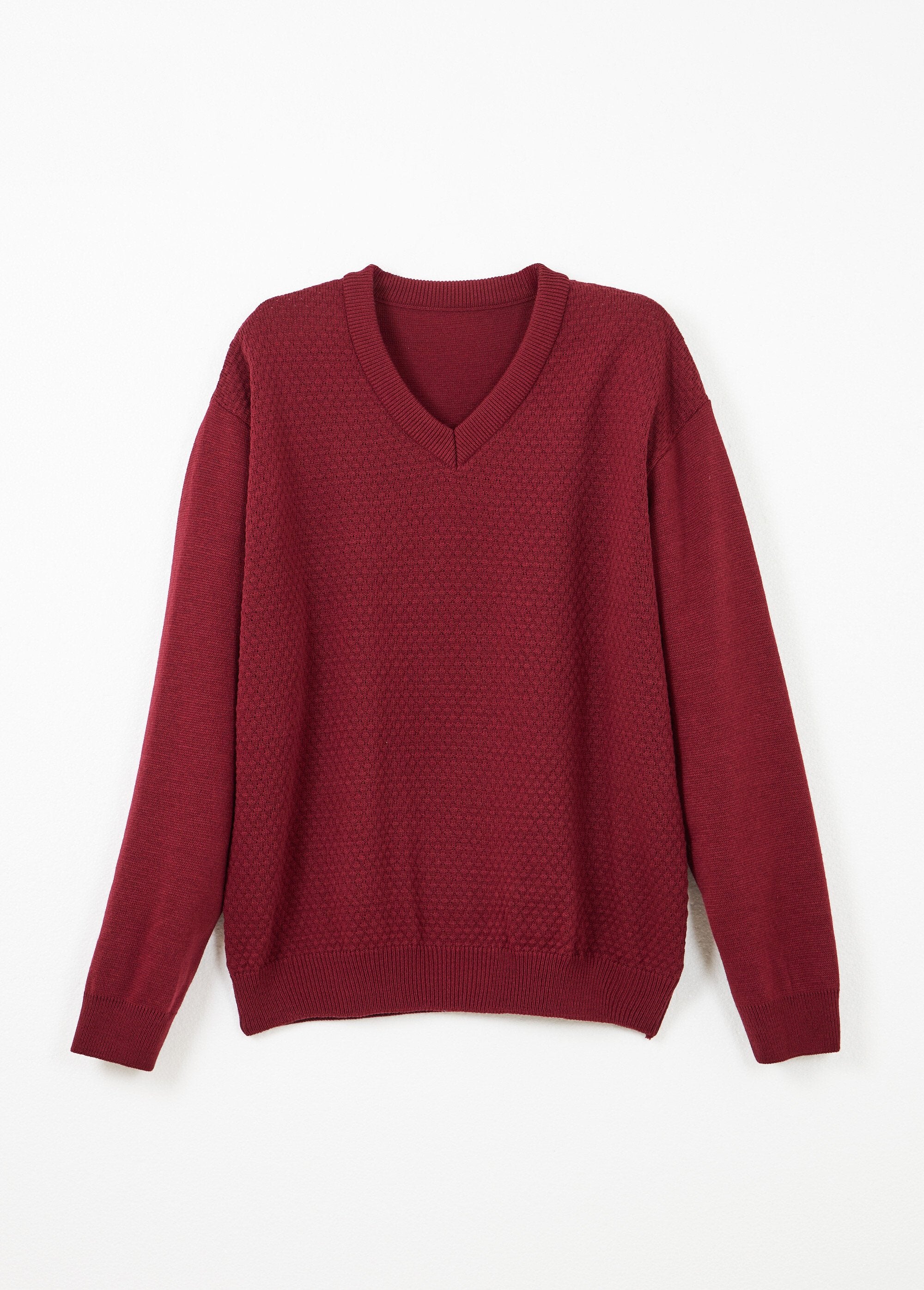 V-neck_sweater_with_fancy_knit_and_wool_Bordeaux_AP1_slim