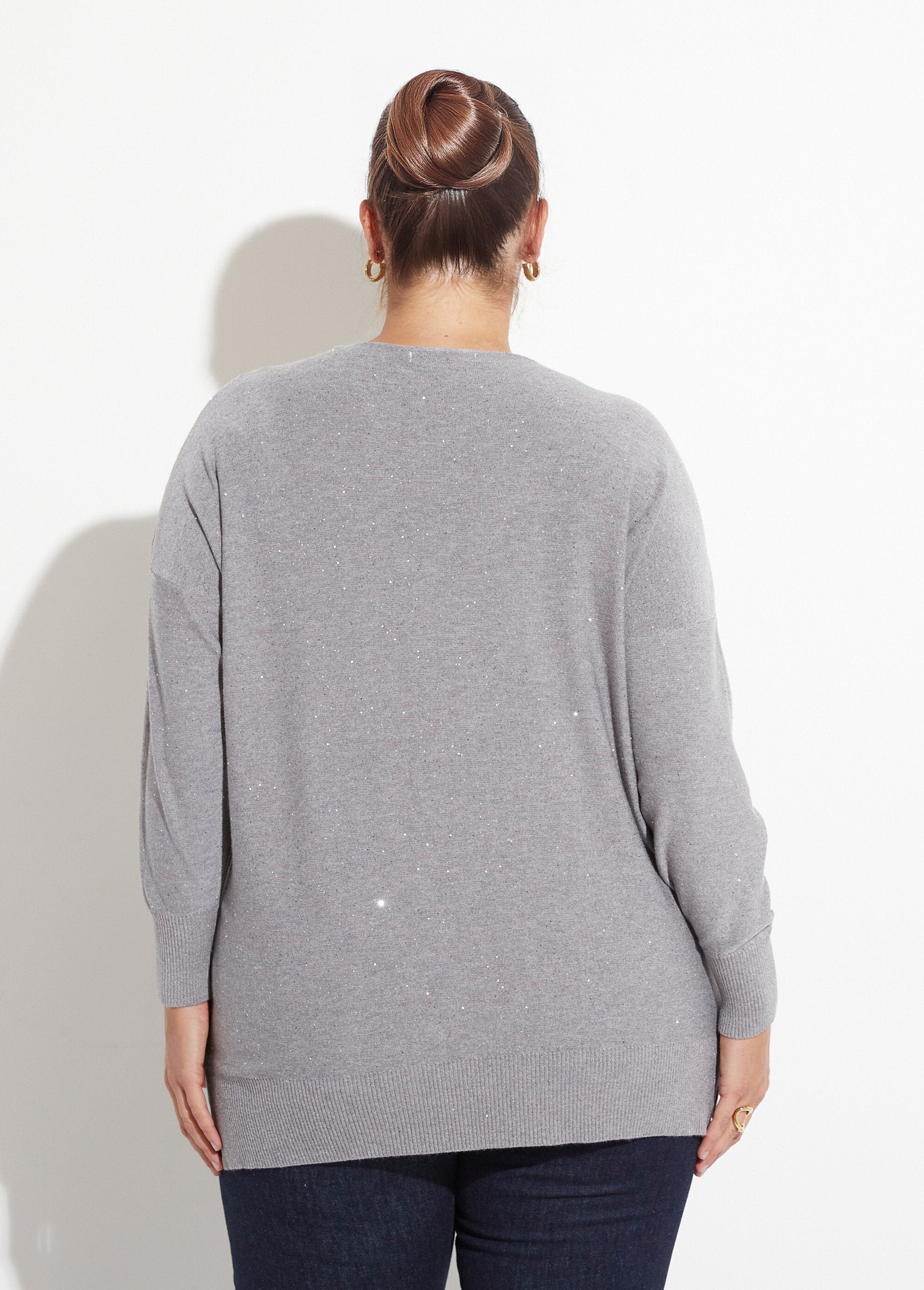 Fine_gauge_knit_sweater_with_mini_sequins_Gray_DO1_curvy