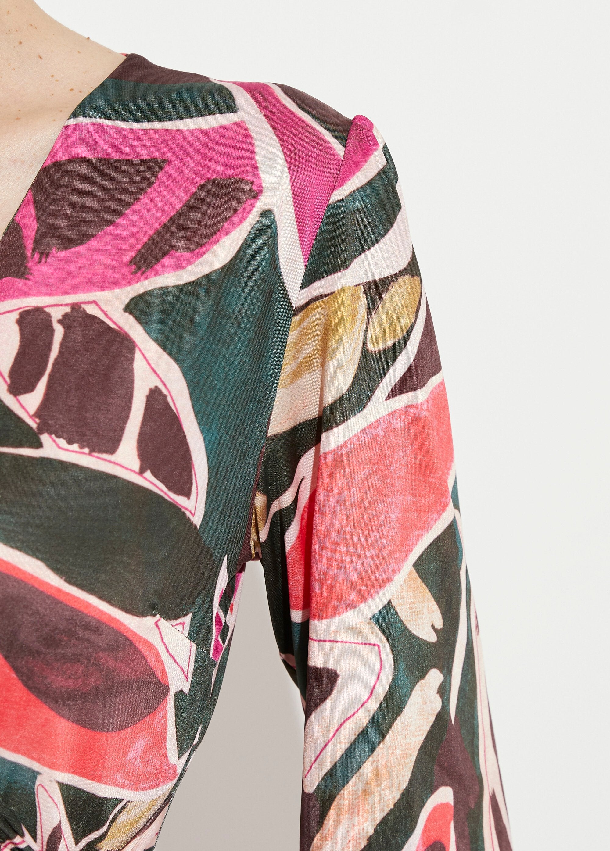 Short,_flared_wrap_dress_with_3/4_sleeves_Multicolor_DE2_slim