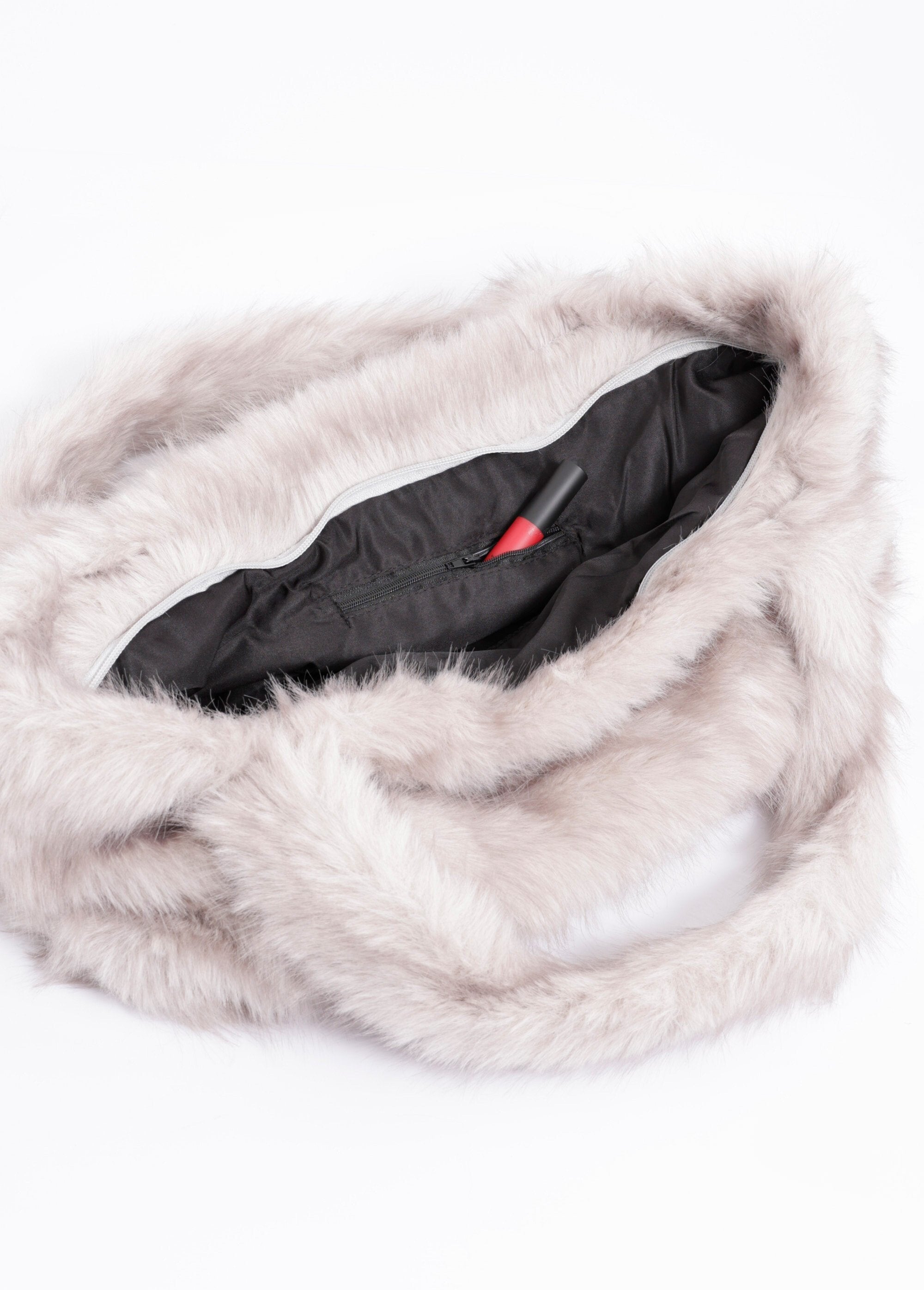 Plain_faux_fur_bag_Gray_DE2_slim