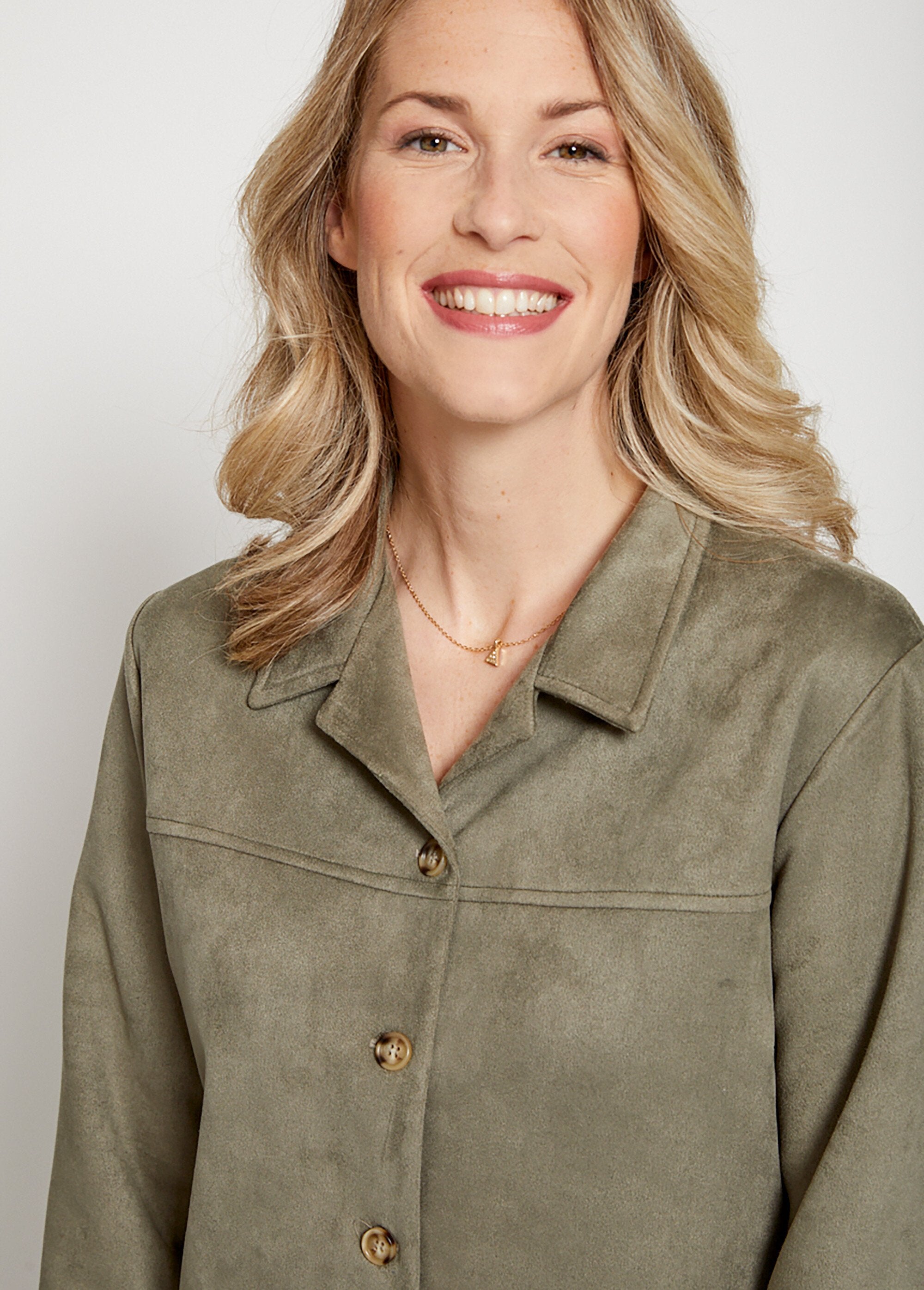 Suede_knit_overshirt_Khaki_DE1_slim