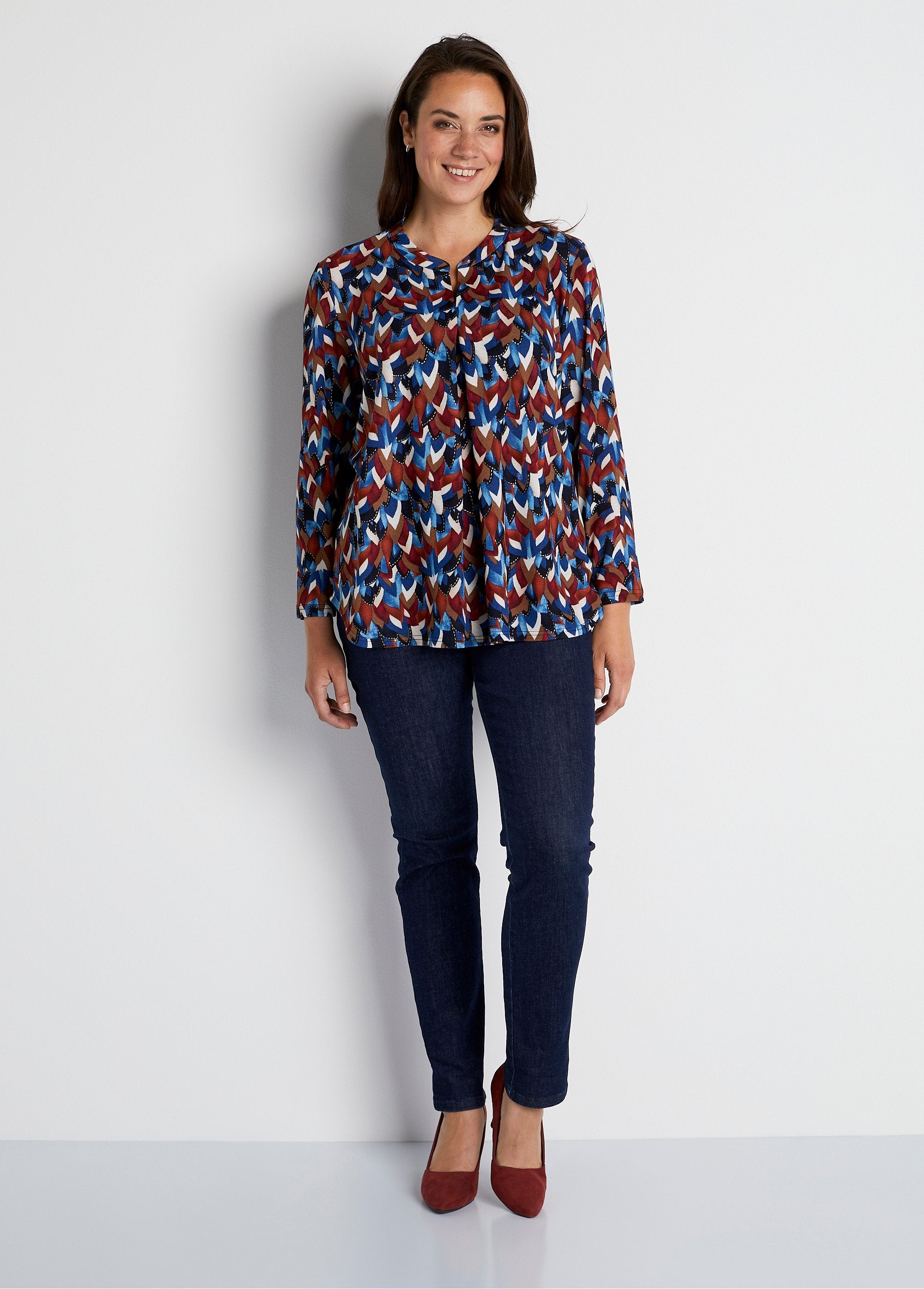 Long,_loose-fitting_T-shirt_with_shiny_details_Blue_print_SF1_curvy