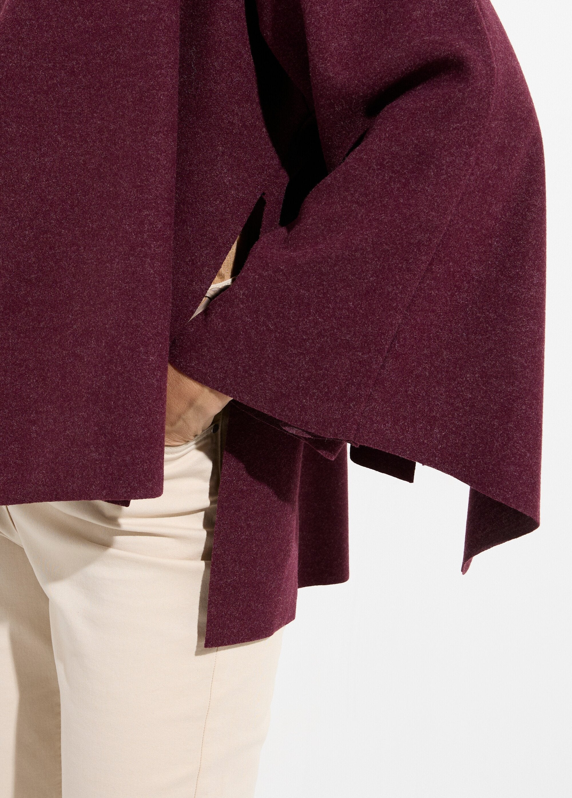 Jacket_with_metal_jewel_button_and_scarf_Bordeaux_DE2_slim