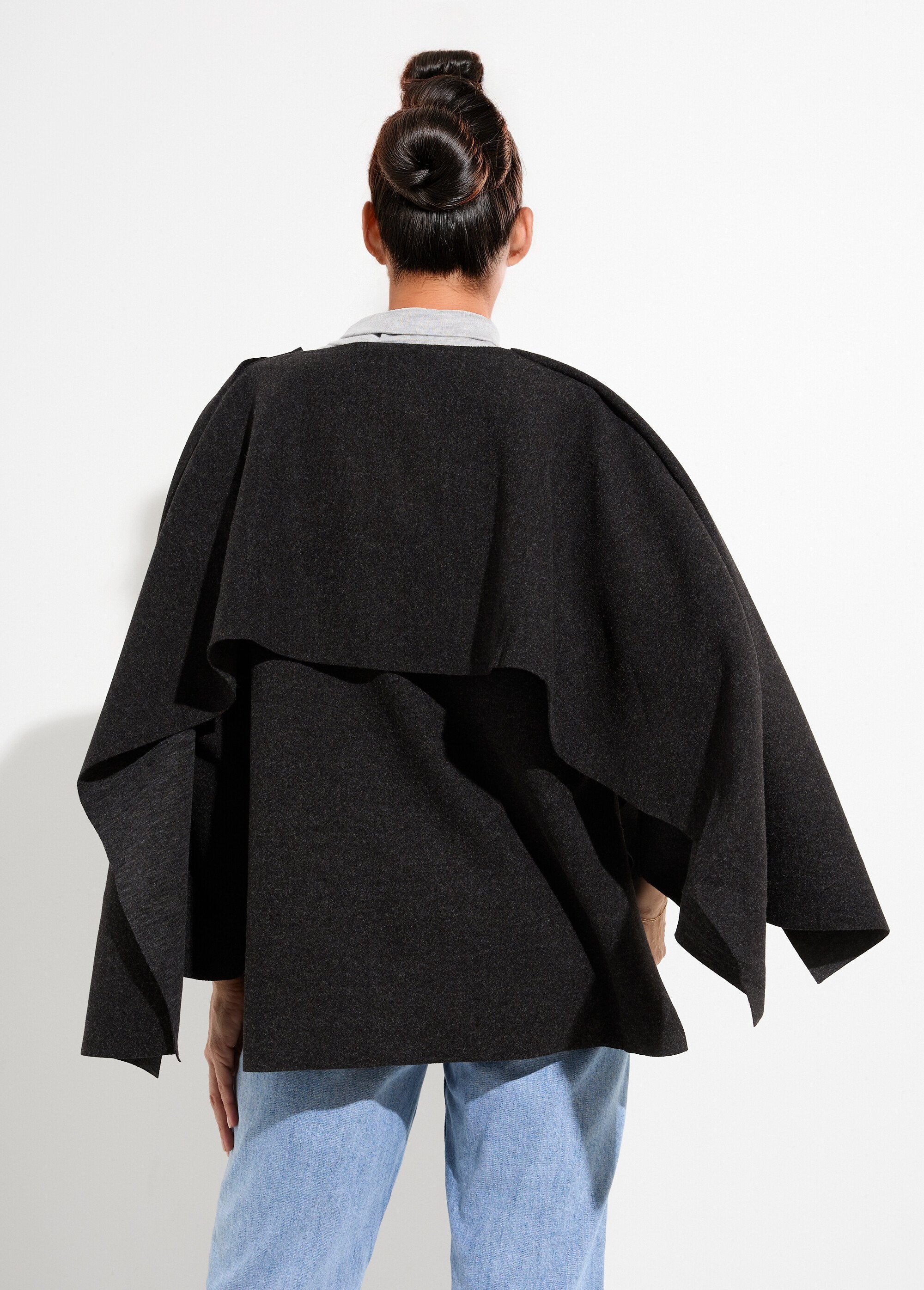 Jacket_with_metal_jewel_button_and_scarf_Black_DO1_slim