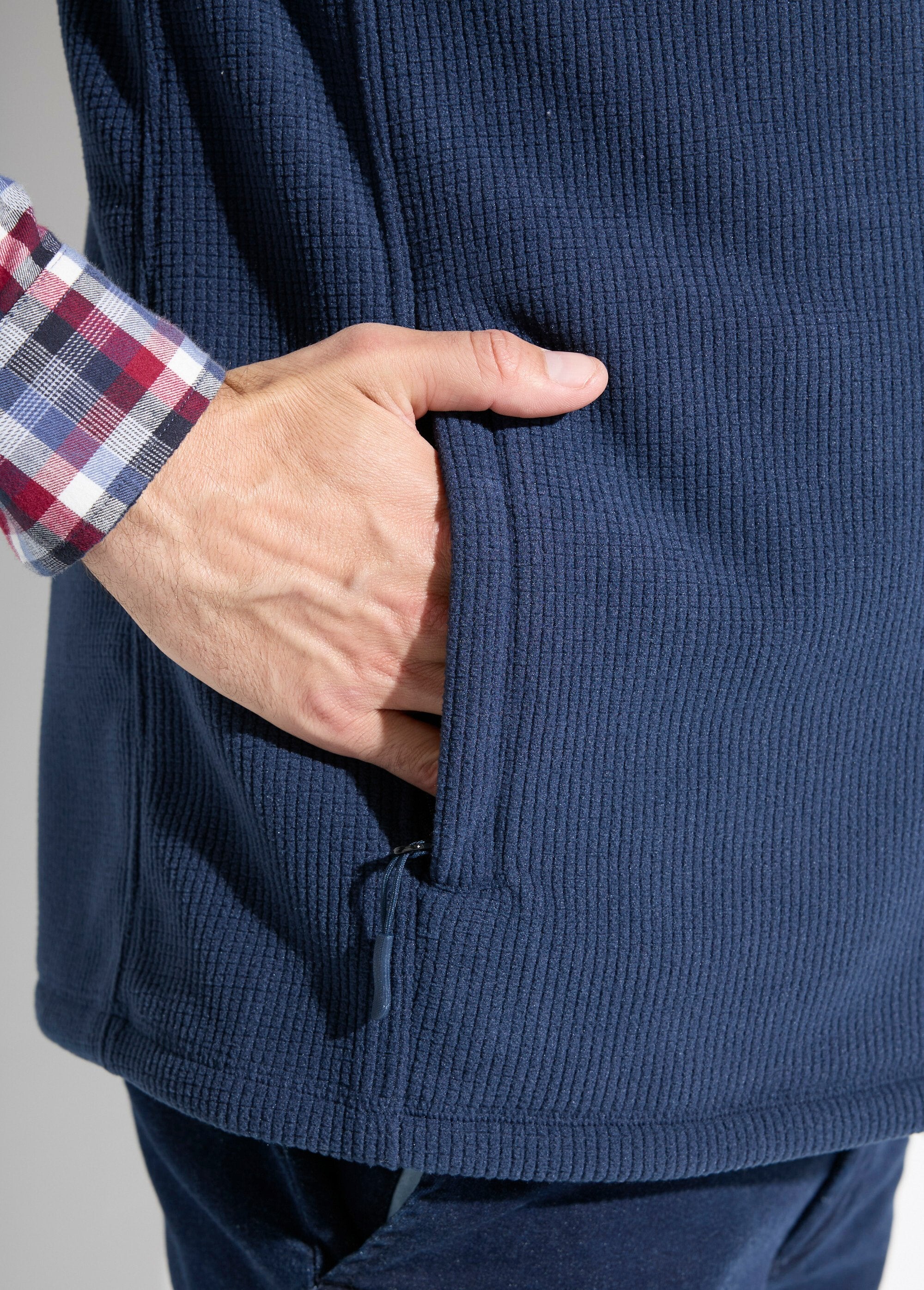 Sleeveless_fleece_jacket_with_high_collar_Marine_DE2_slim