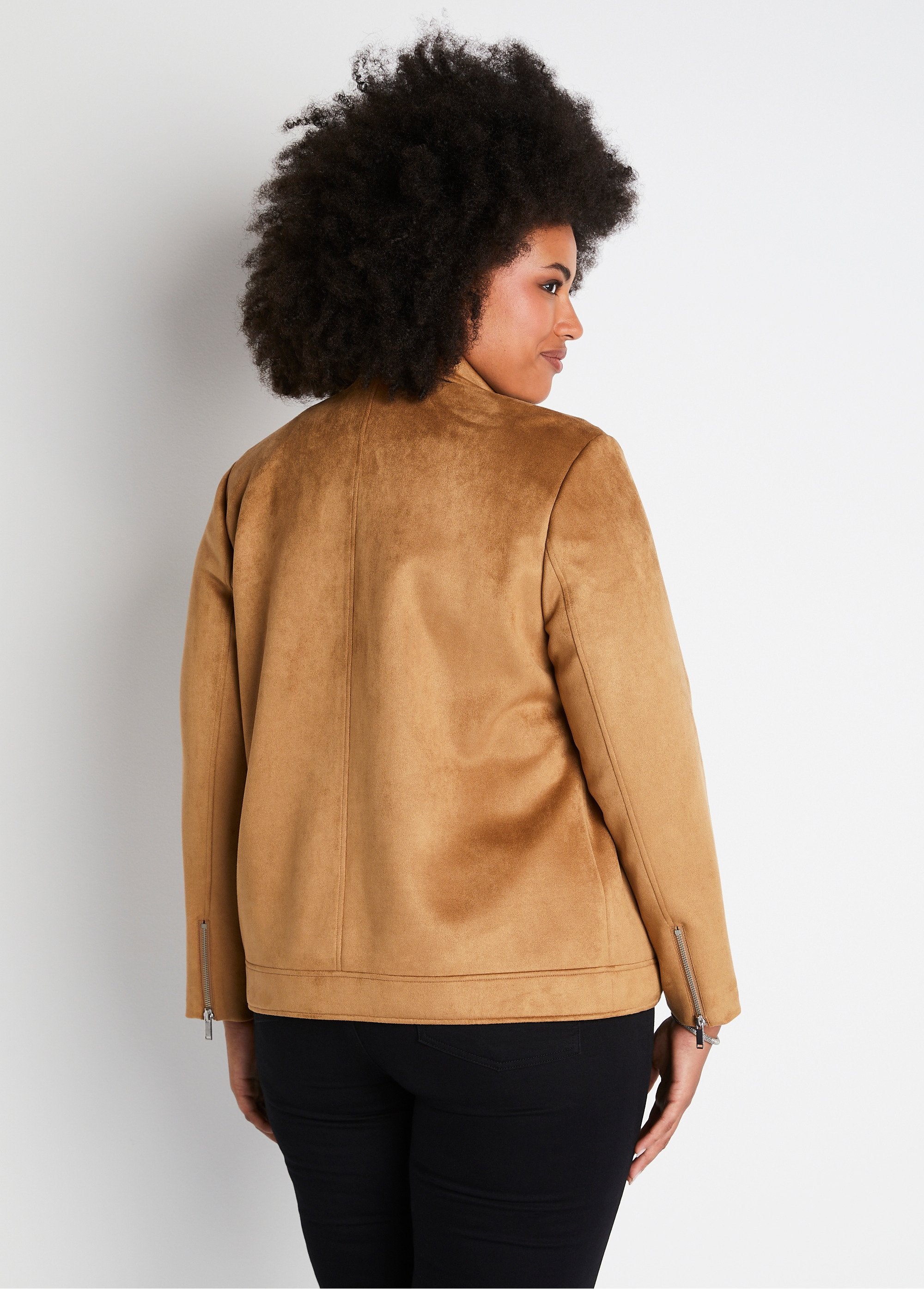 Short_zipped_jacket_in_suede_fabric_camel_DO1_curvy