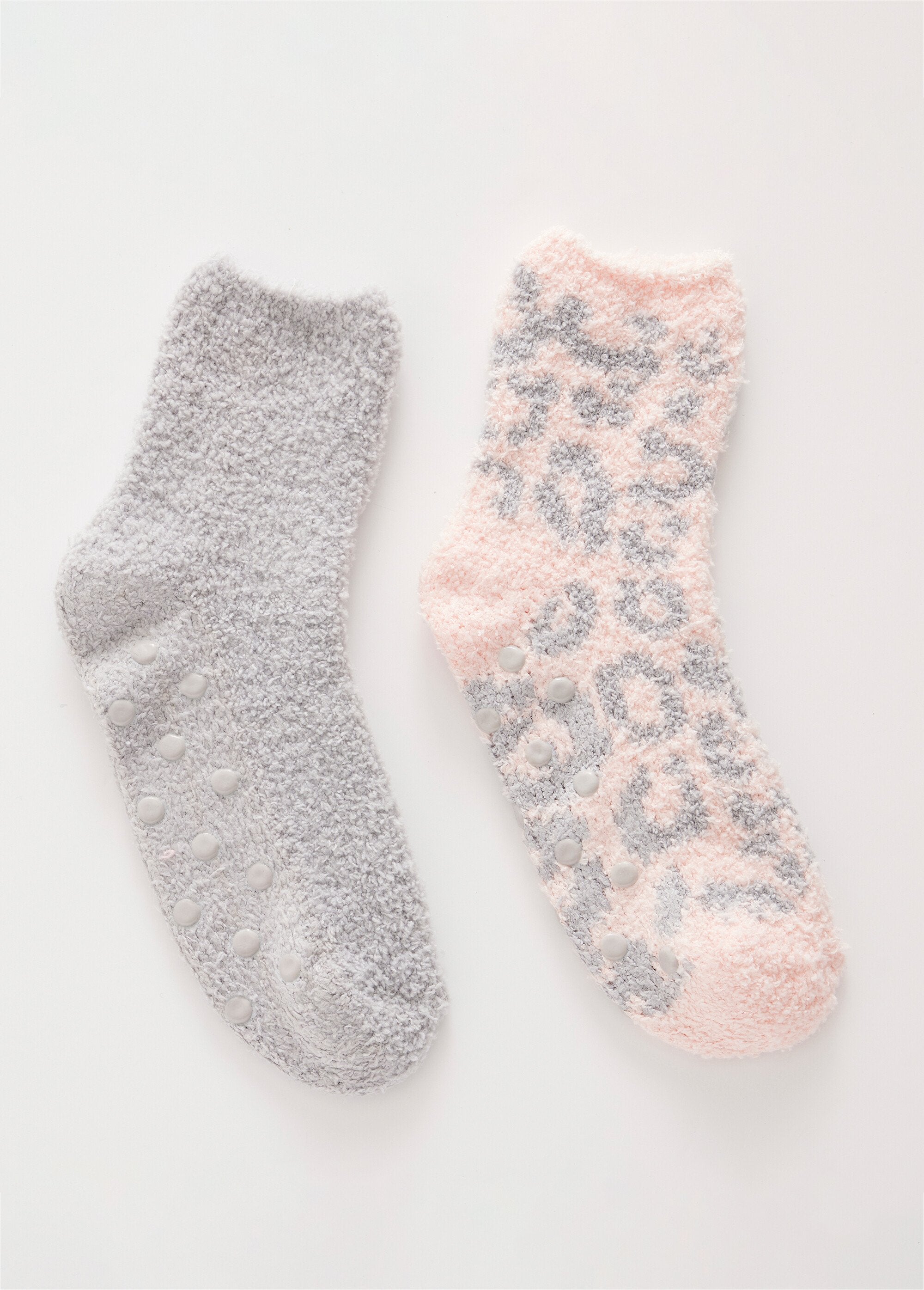 Soft_non-slip_socks_Assorted_gray_lot_2_LO1_slim