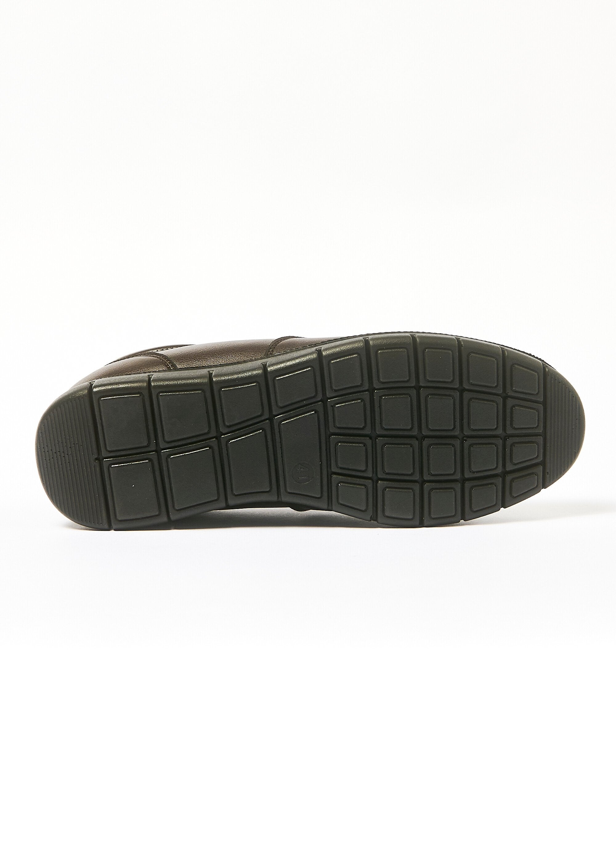 Elasticated_comfort_derbys_with_sides_Brown_UN1_slim