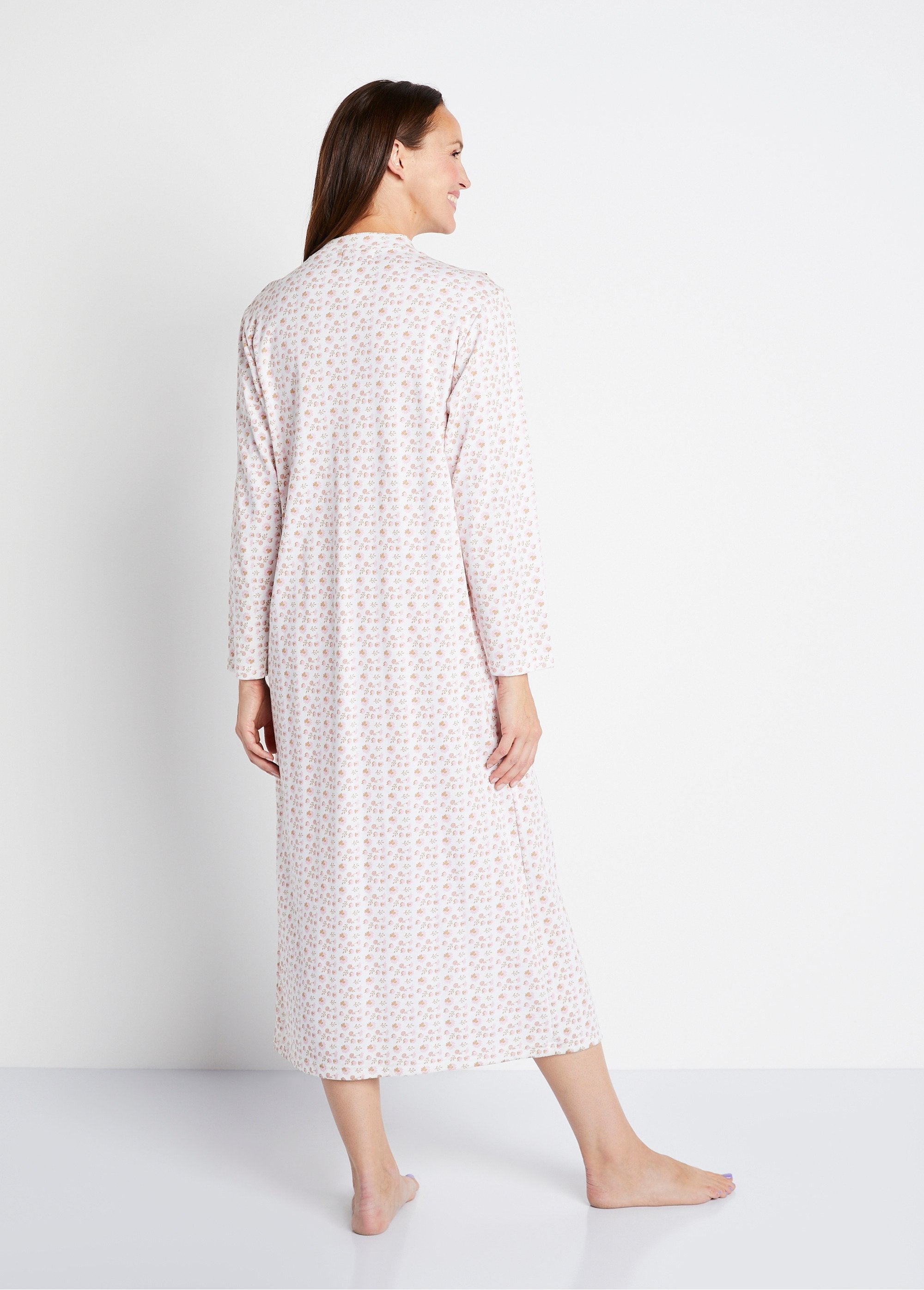 Buttoned_interlock_nightgown_Fishing_print_DO1_slim