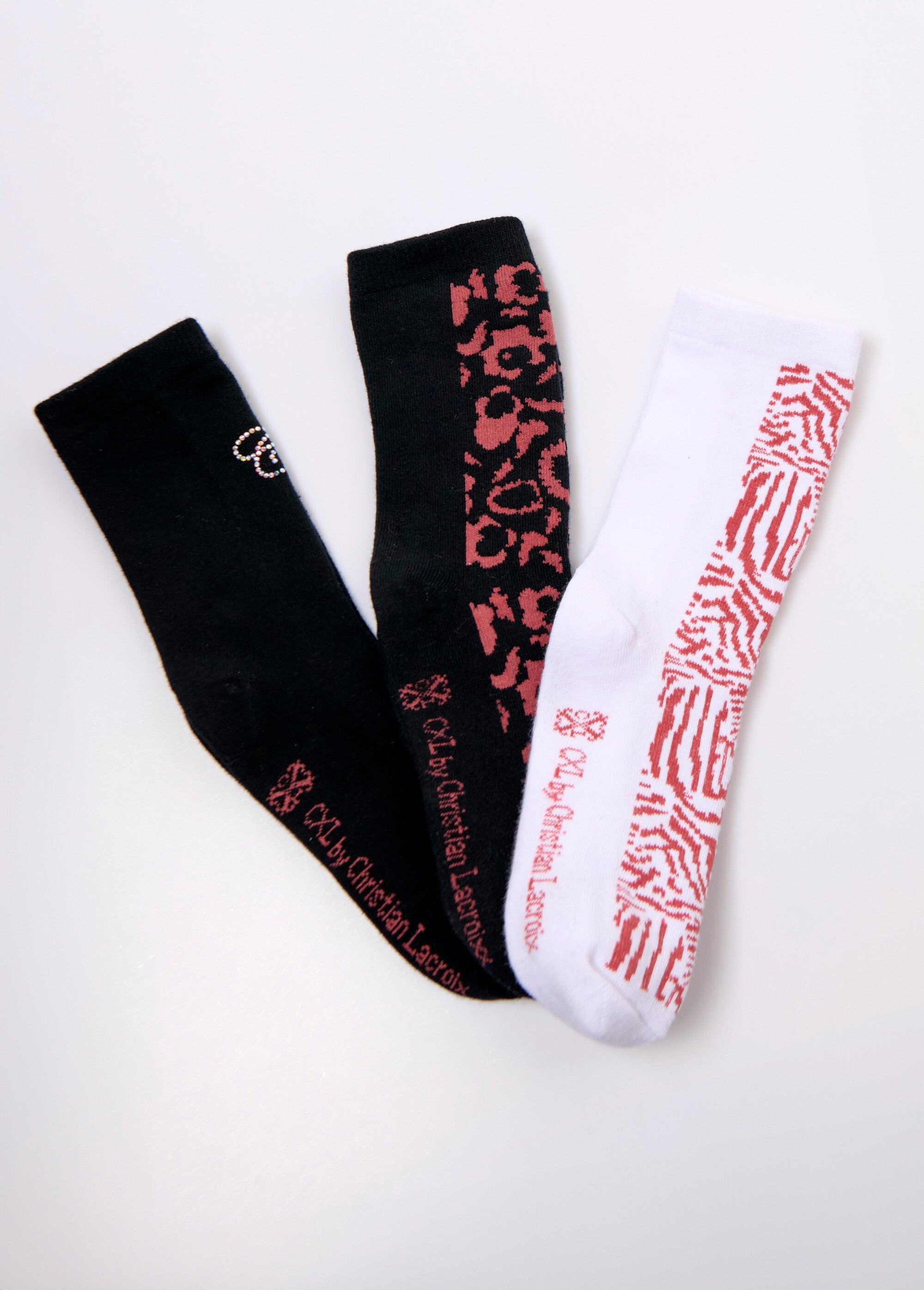Pack_of_3_socks_with_logo_and_patterns_Black_lot_3_FA1_slim