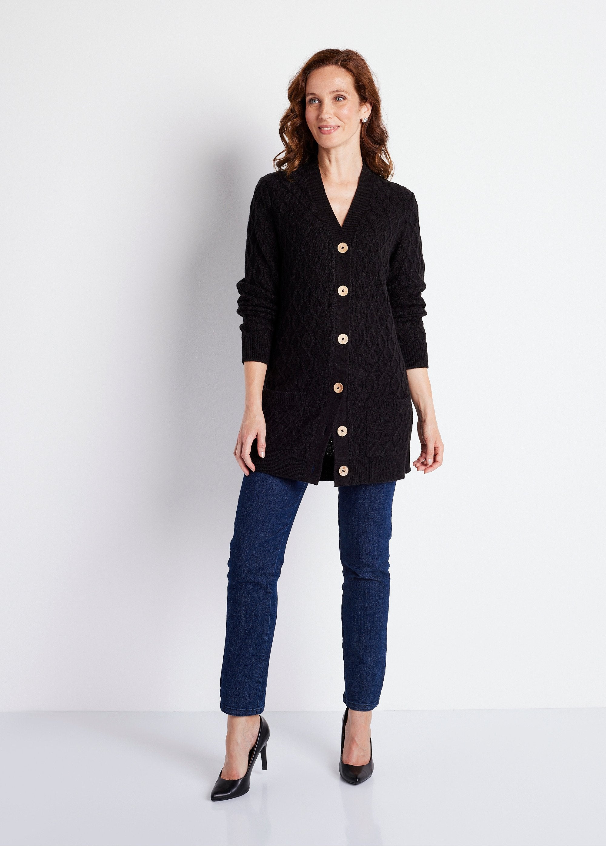 Long_buttoned_cable-knit_V-neck_cardigan_Black_SF1_slim