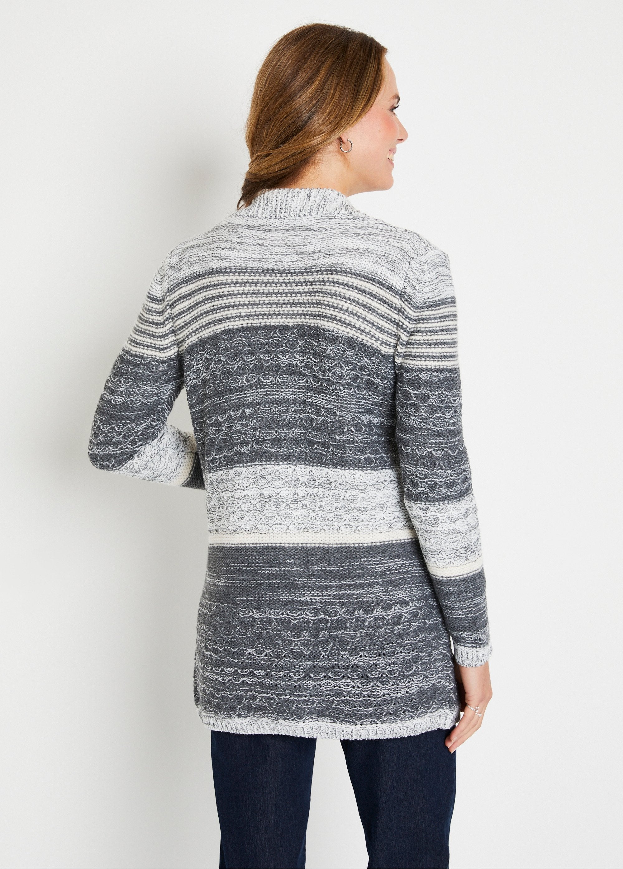 Edge-to-edge_striped_mottled_long_cardigan_Gray_and_ecru_DO1_slim