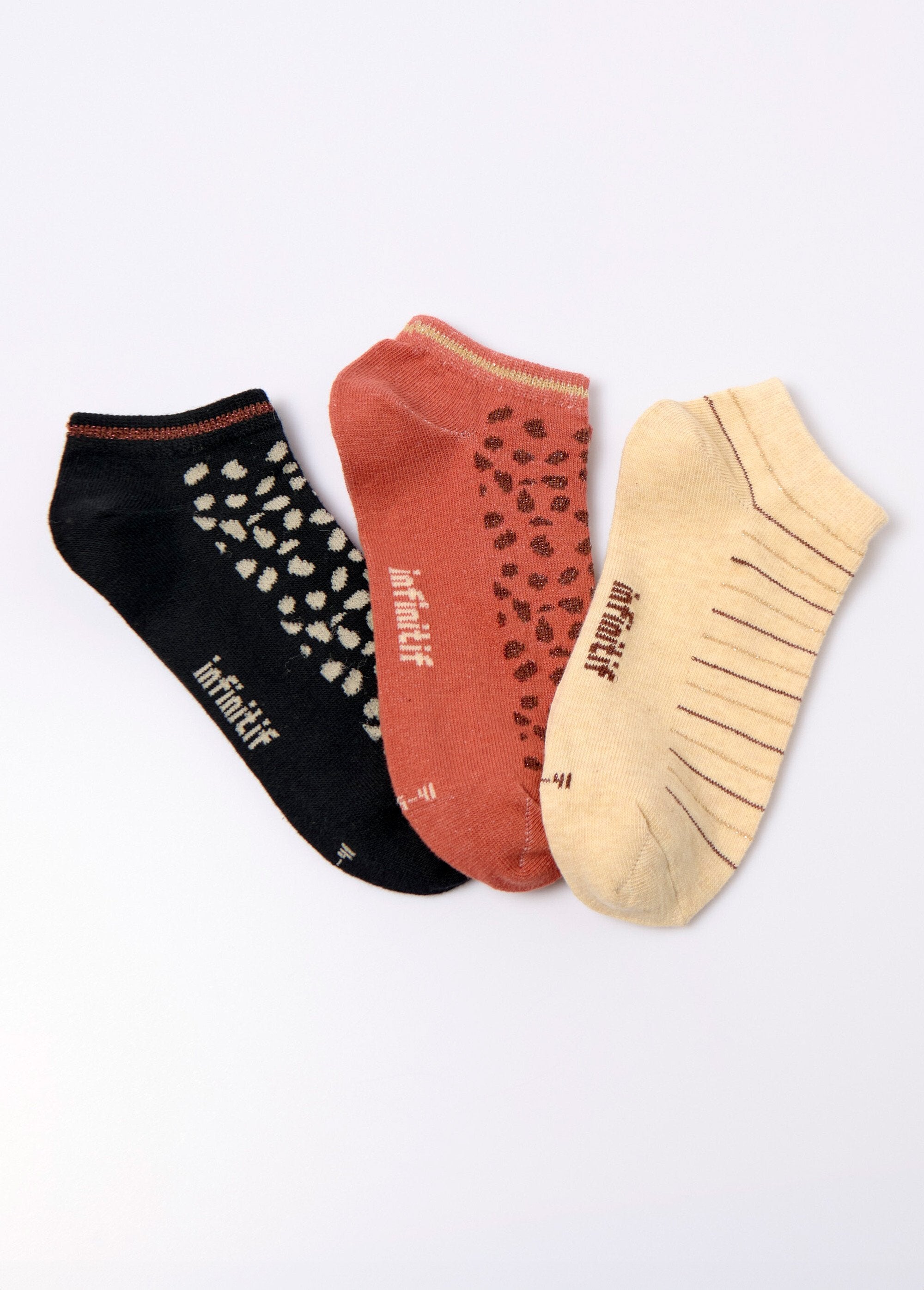Pack_of_3_animal_pattern_socks_Coral_lot_3_FA1_slim