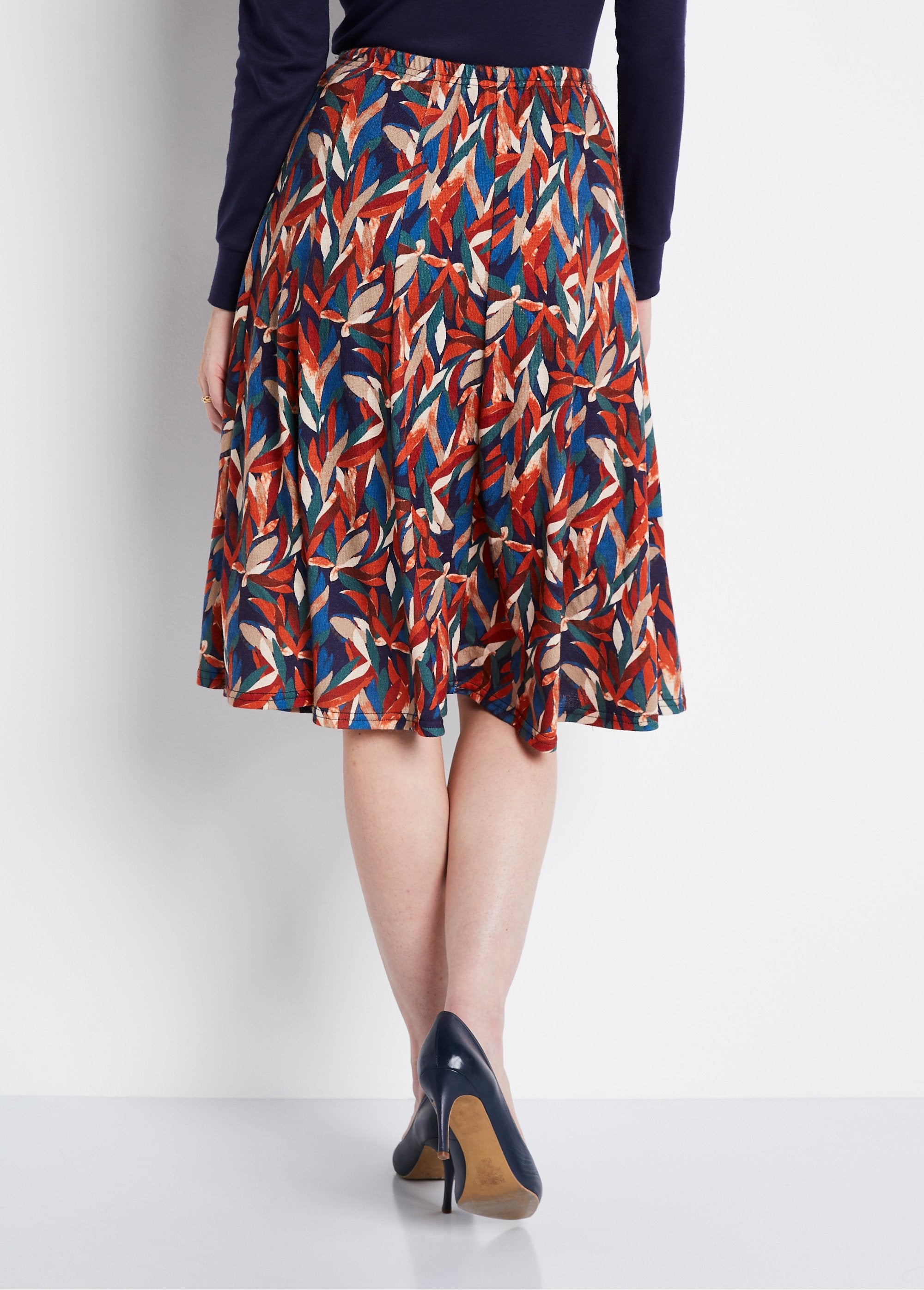 Printed_knit_flared_mid-length_skirt_Blue_print_DO1_slim