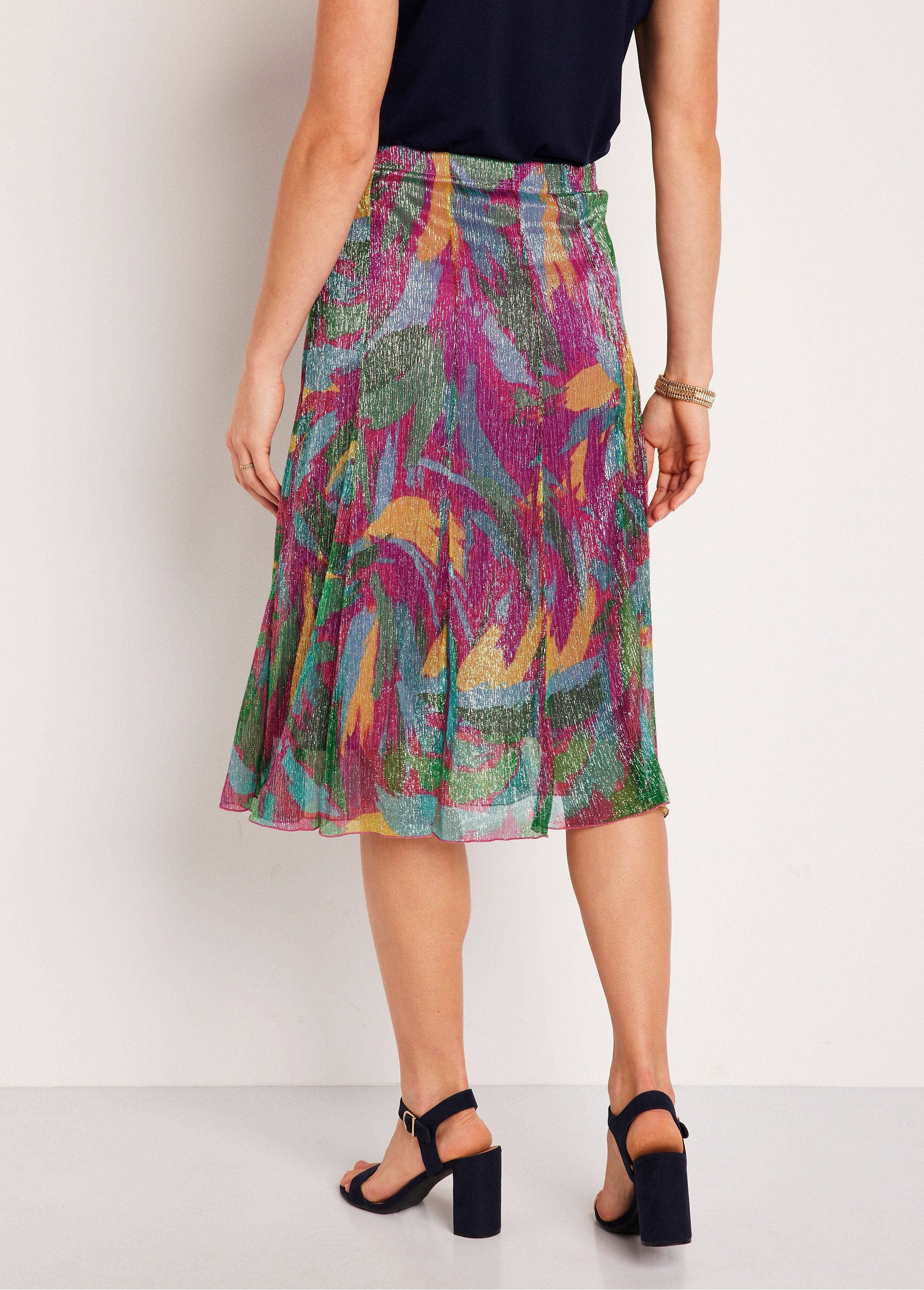 Wide_shiny_printed_mid-length_skirt_Fuchsia_and_green_DO1_slim