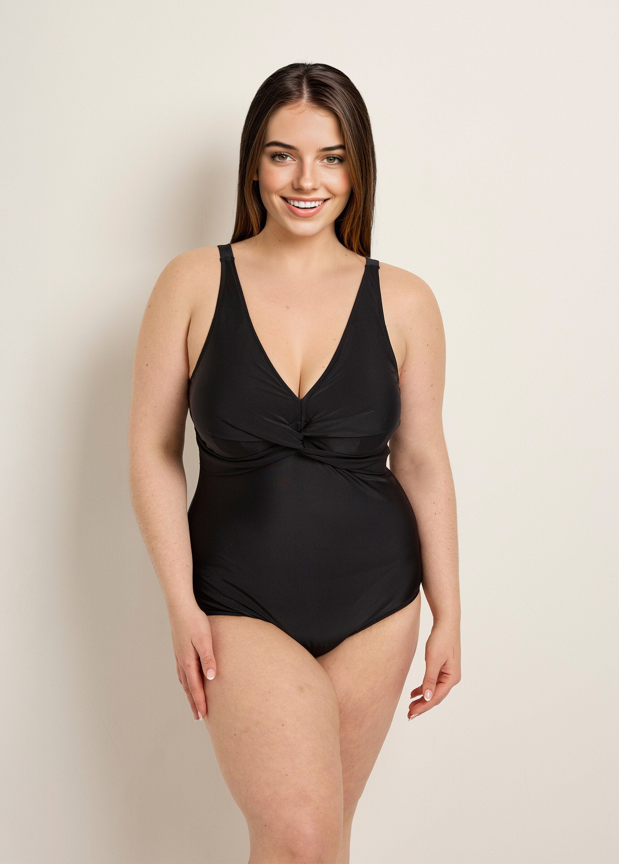 Maillot_de_bain_1_pièce,_décolleté_drapé_Noir_FA1_curvy