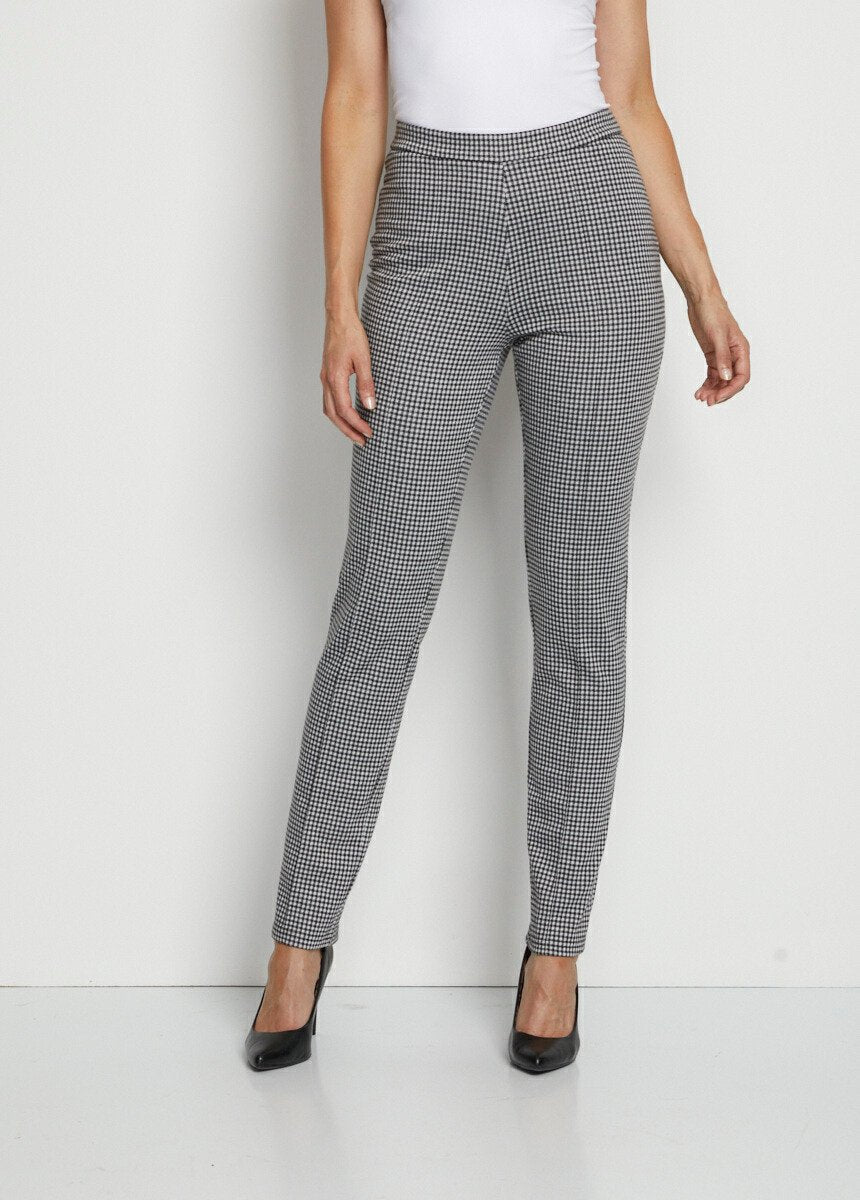 Jacquard_knit_elasticated_waist_pants_Black_and_white_FA1_slim