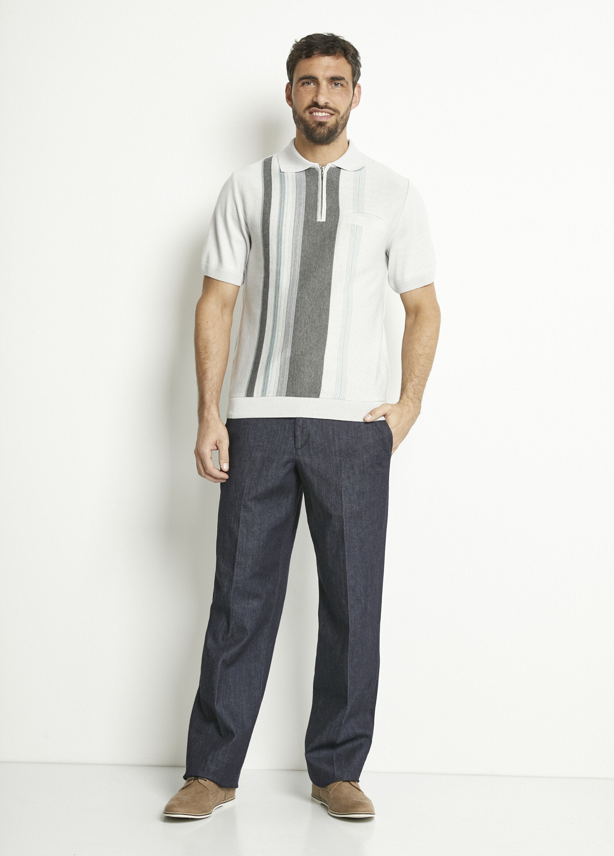 Short-sleeved_zipped_polo_shirt_with_jacquard_stripes_Gray_SF1_slim