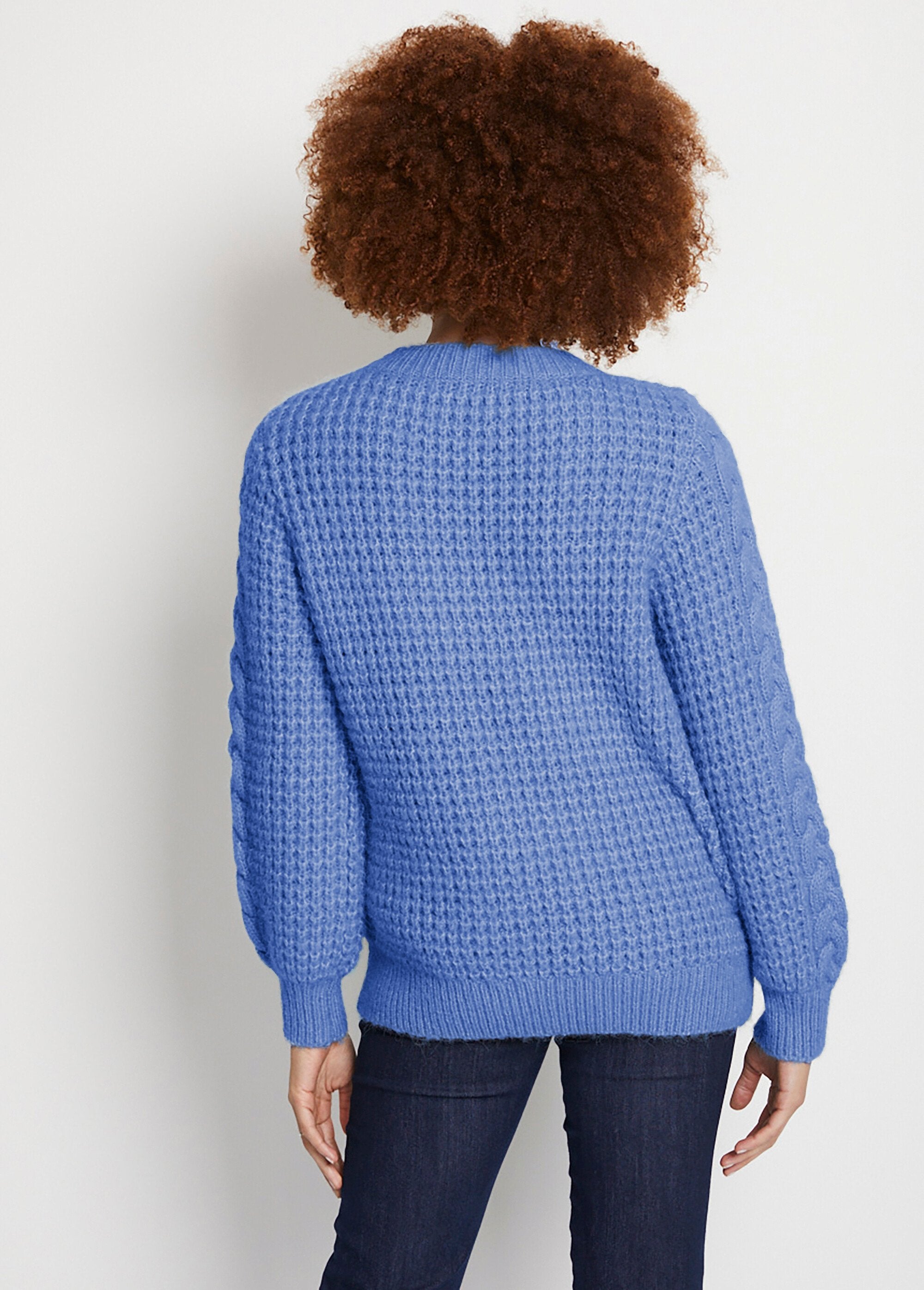 Warm_round_neck_fancy_soft_knit_sweater_Blue_DO1_slim