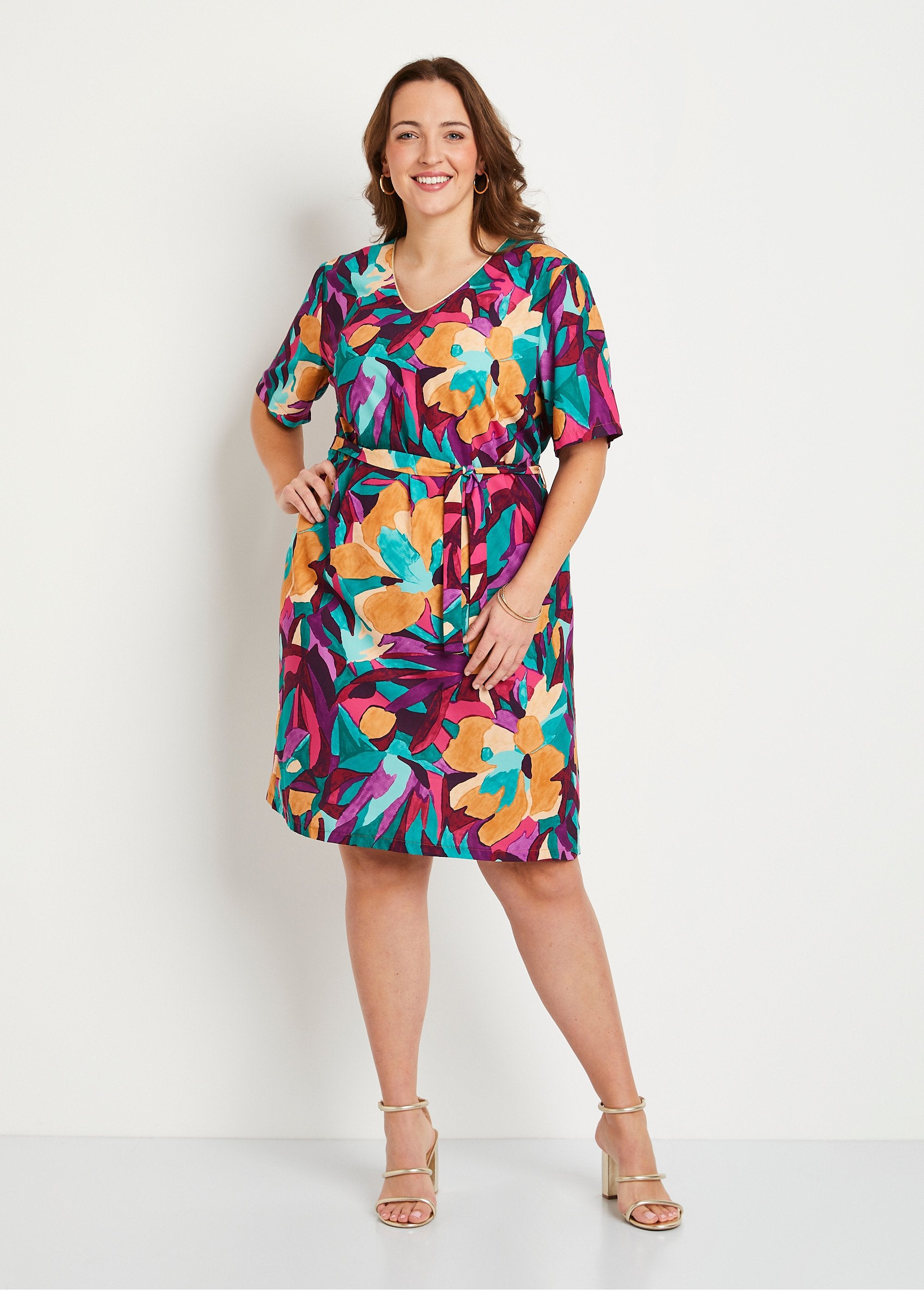 Floral_print_short_loose_dress_Purple_and_blue_FA1_curvy