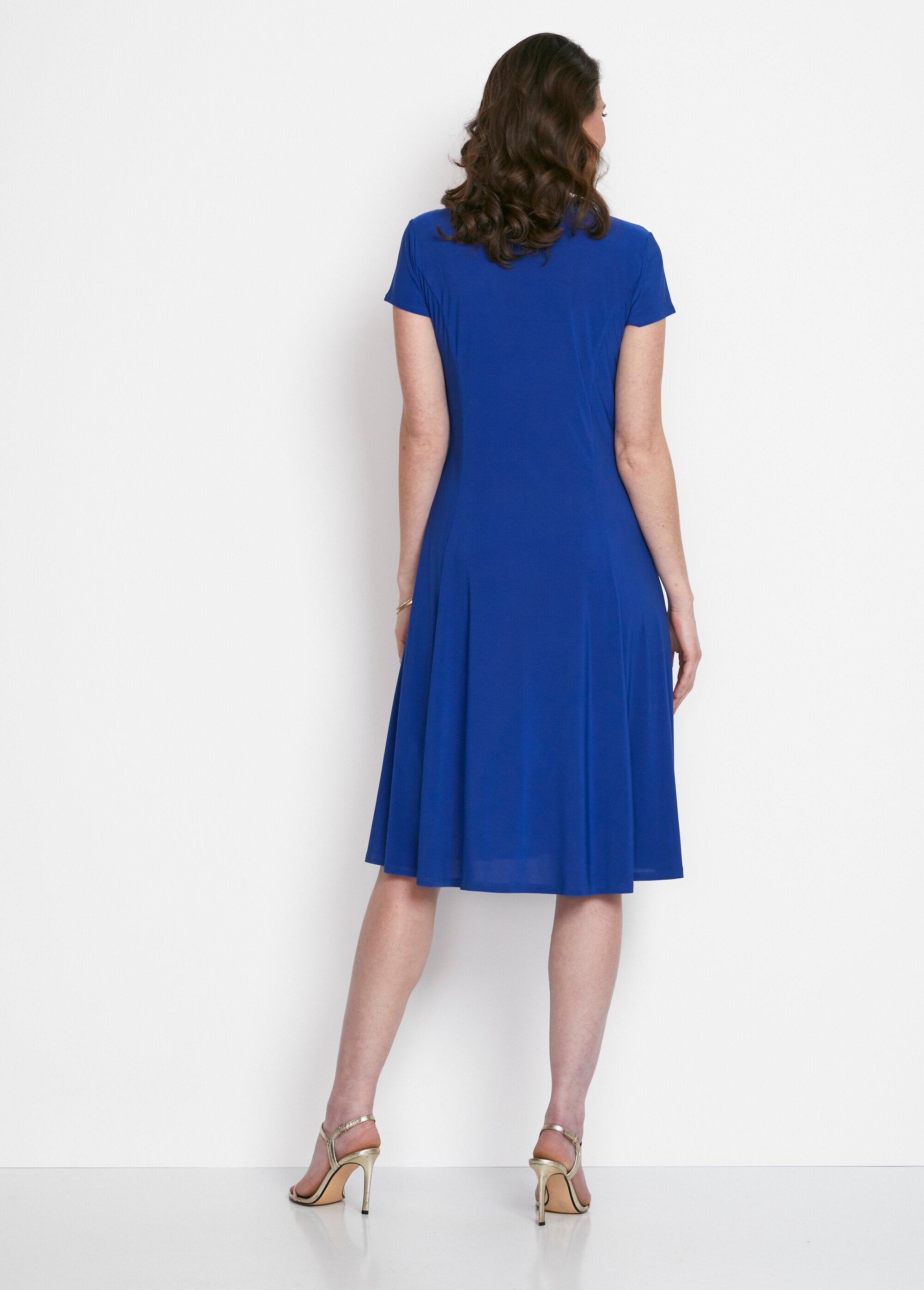 Short_curved_flared_dress_Blue_DO1_slim