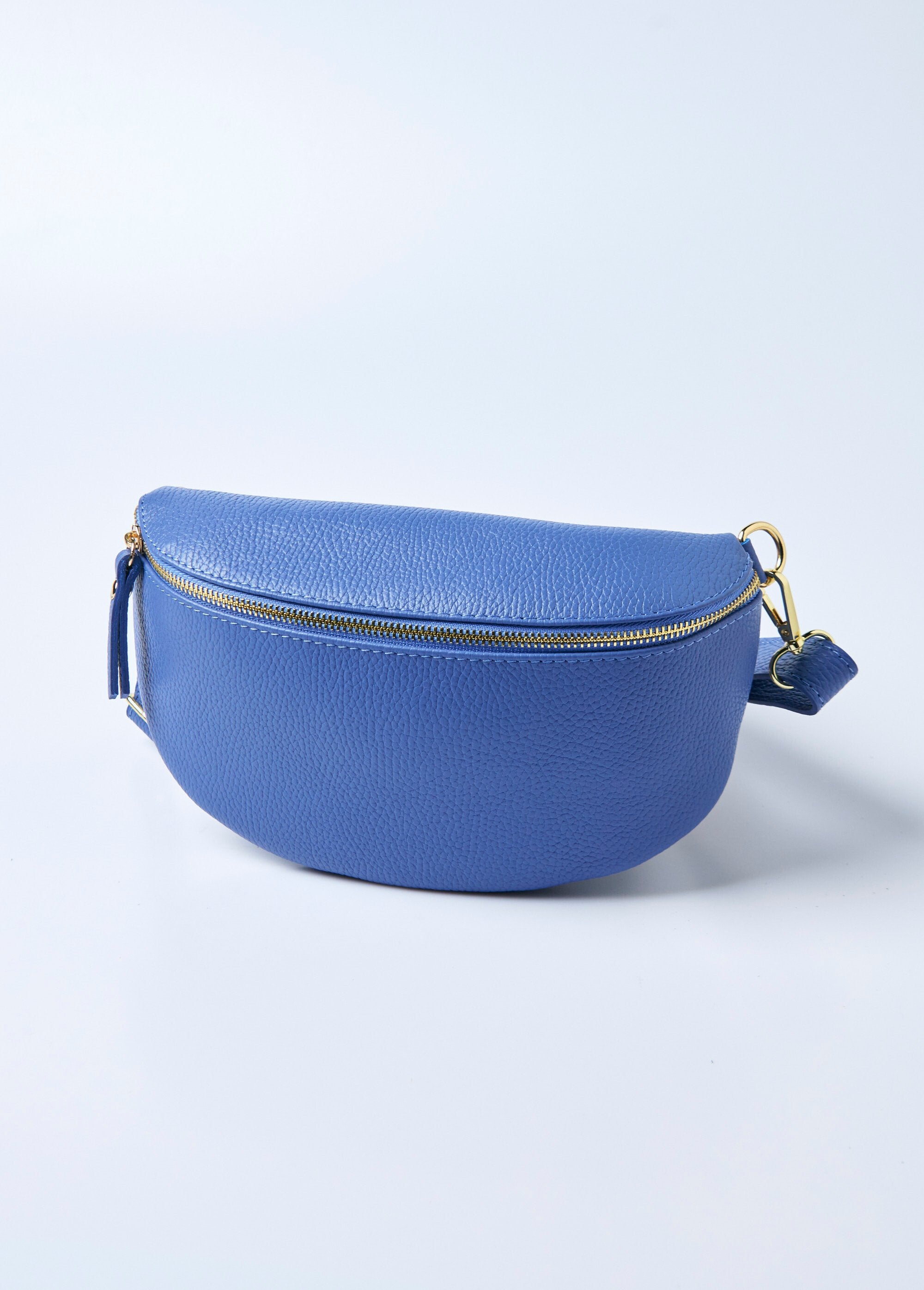 Leather_zipped_fanny_pack_with_shoulder_strap_Bright_blue_DE1_slim