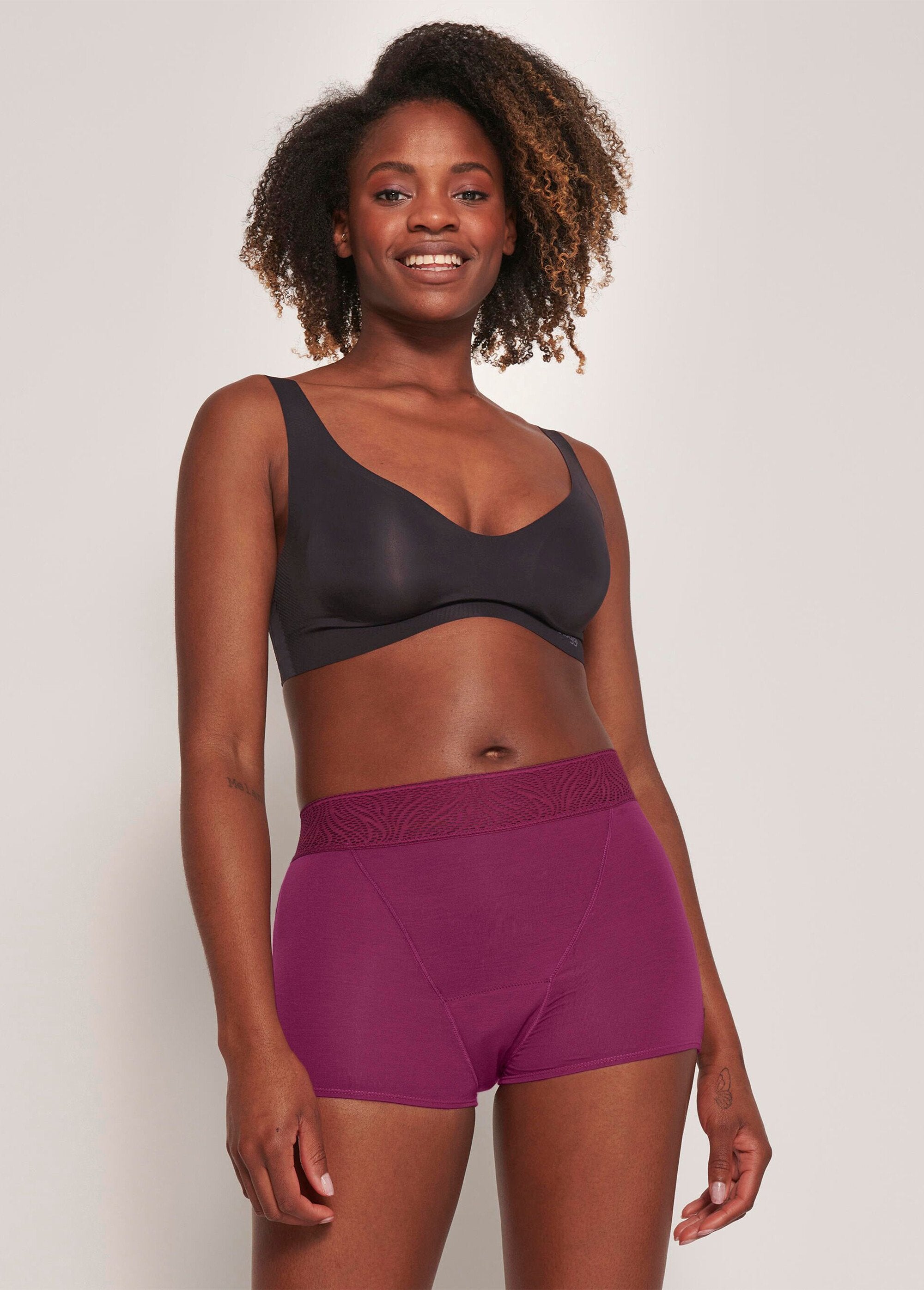 Sloggi®_-_Anti-leak_menstrual_shorts_Plum_SF1_slim