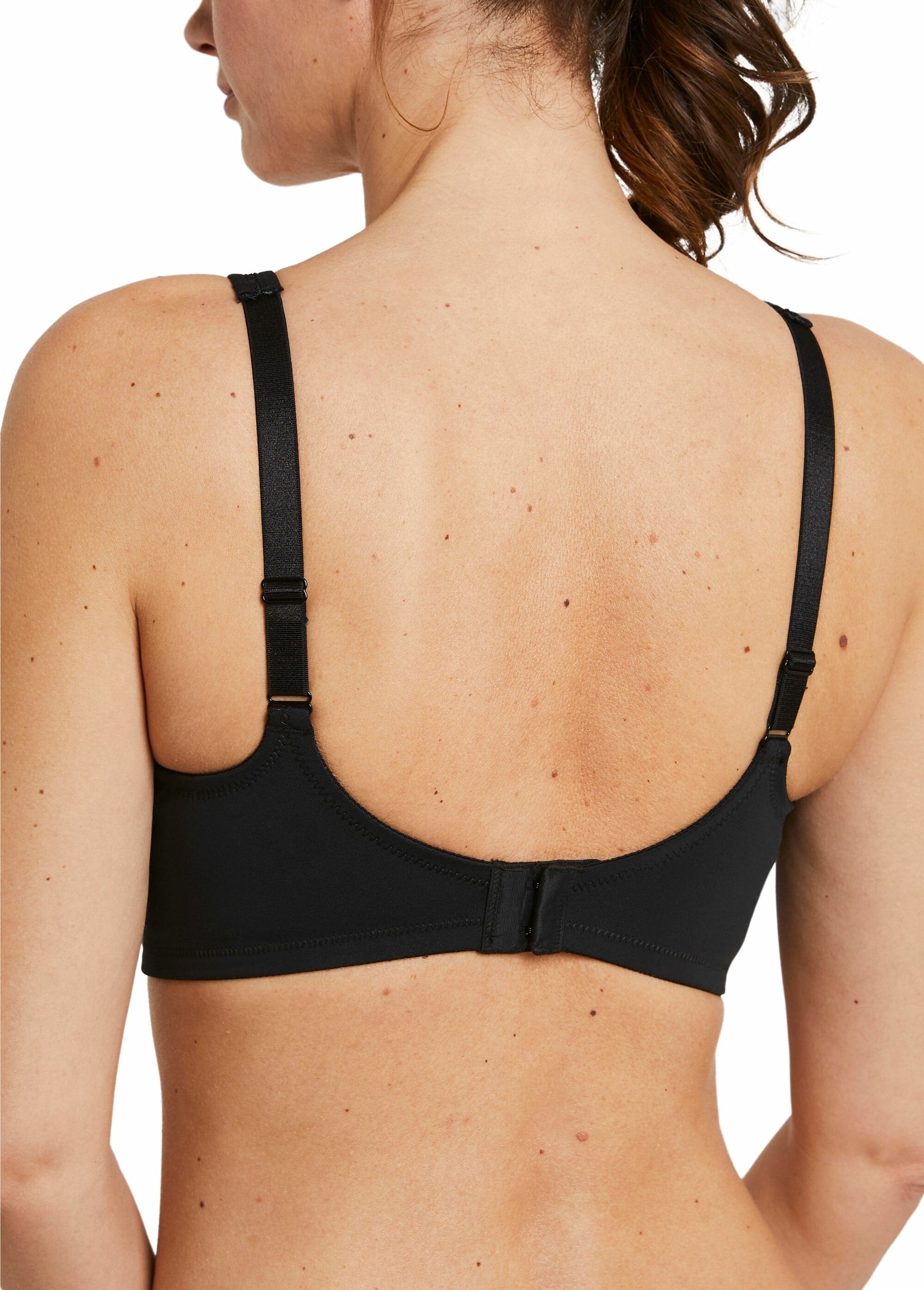 Spacer_bra_without_underwire_Black_DO1_slim