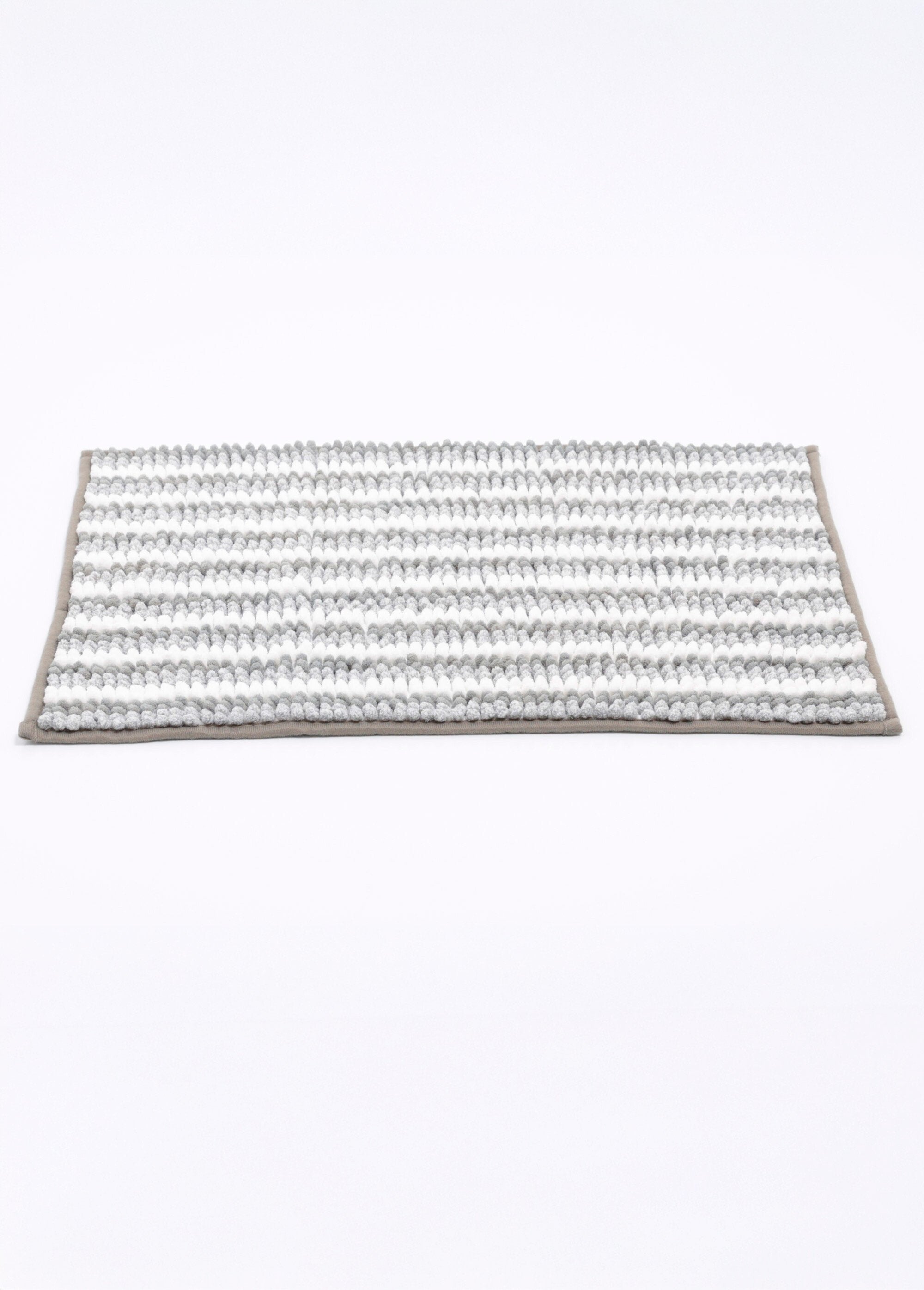 Non-slip_chenille_bath_mat_Sage_FA1_slim